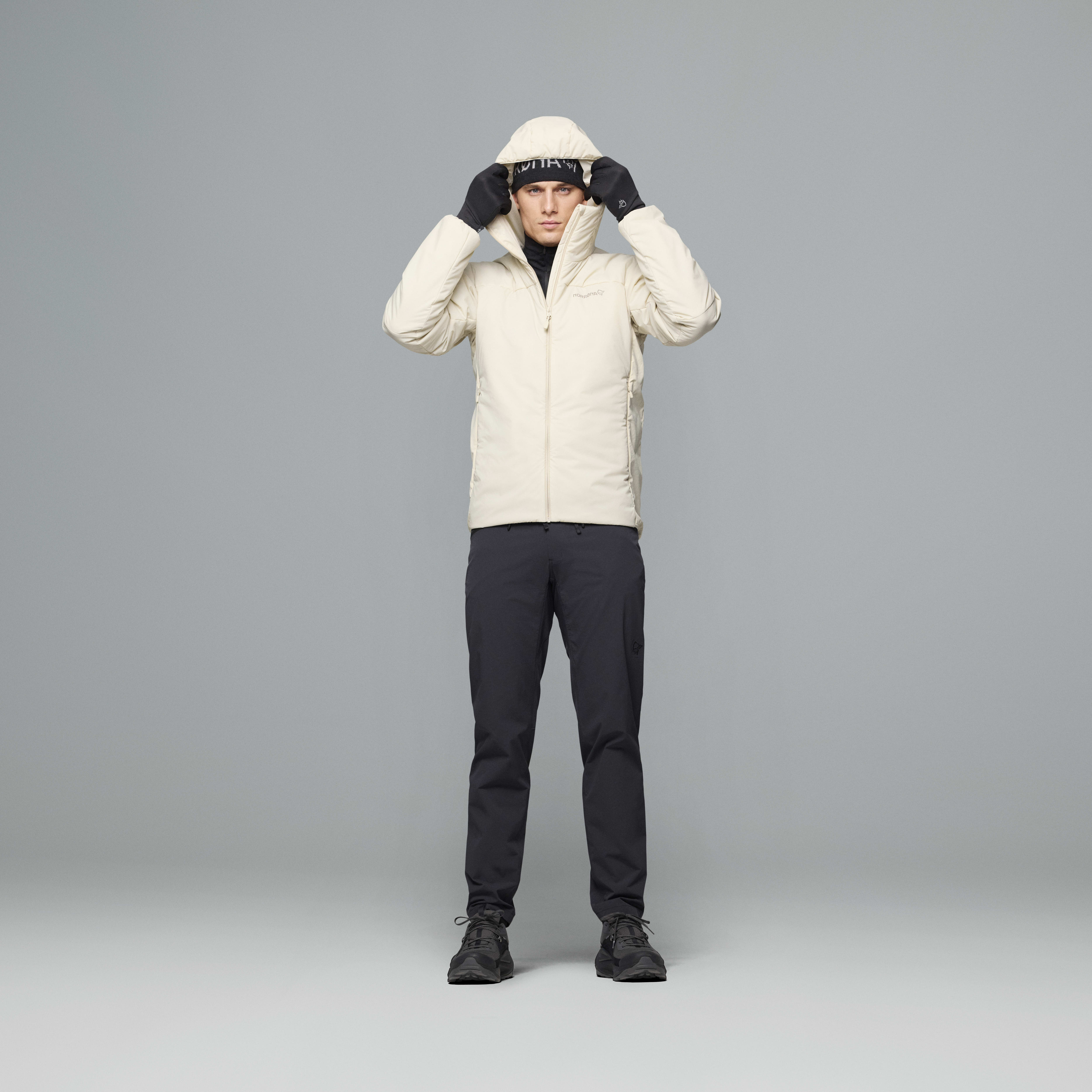 Male Look opening image of femund thermo60 Zip Hood Oatmeal