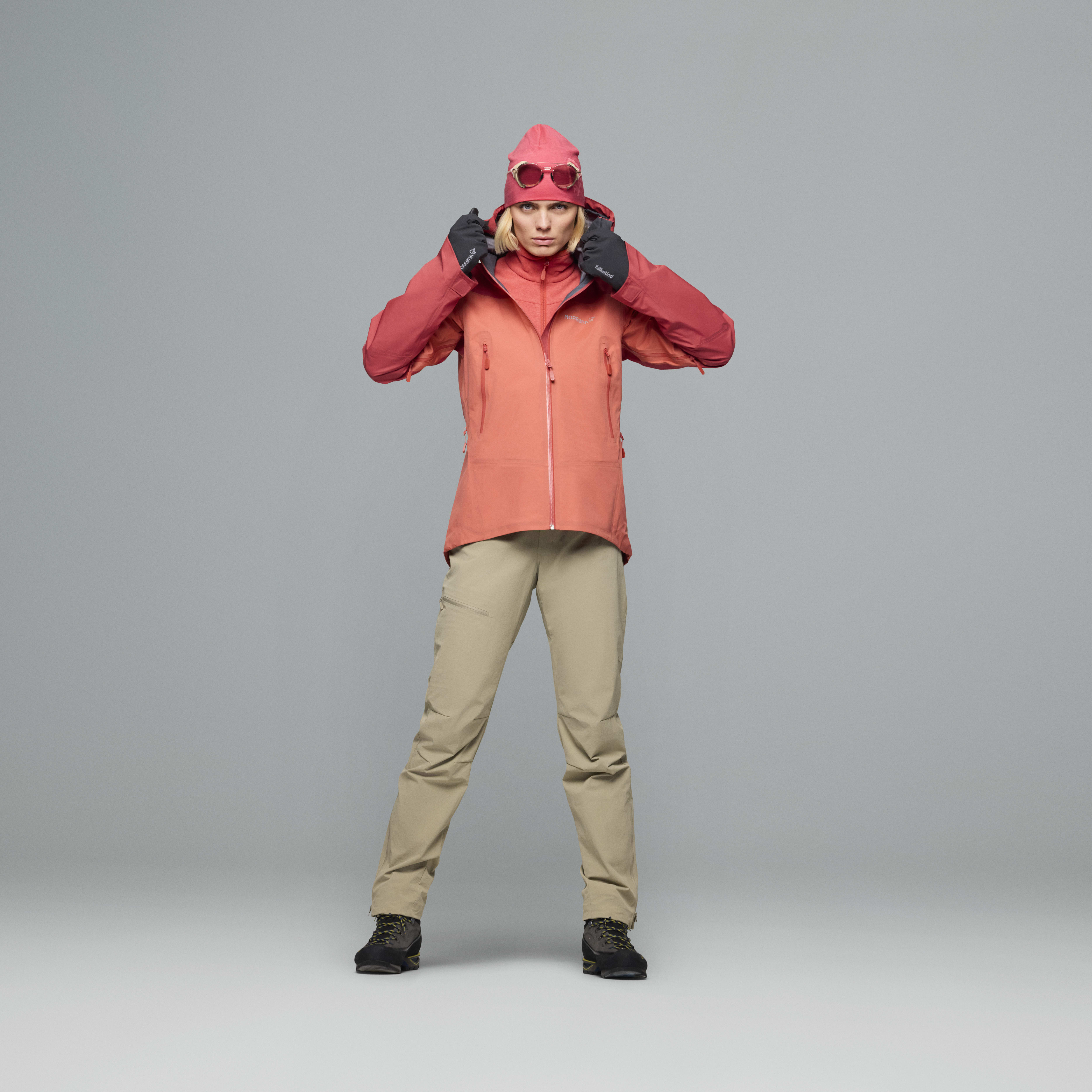 Female Look  image of falketind Gore-Tex Jacket Deep Sea Coral/Baked Apple