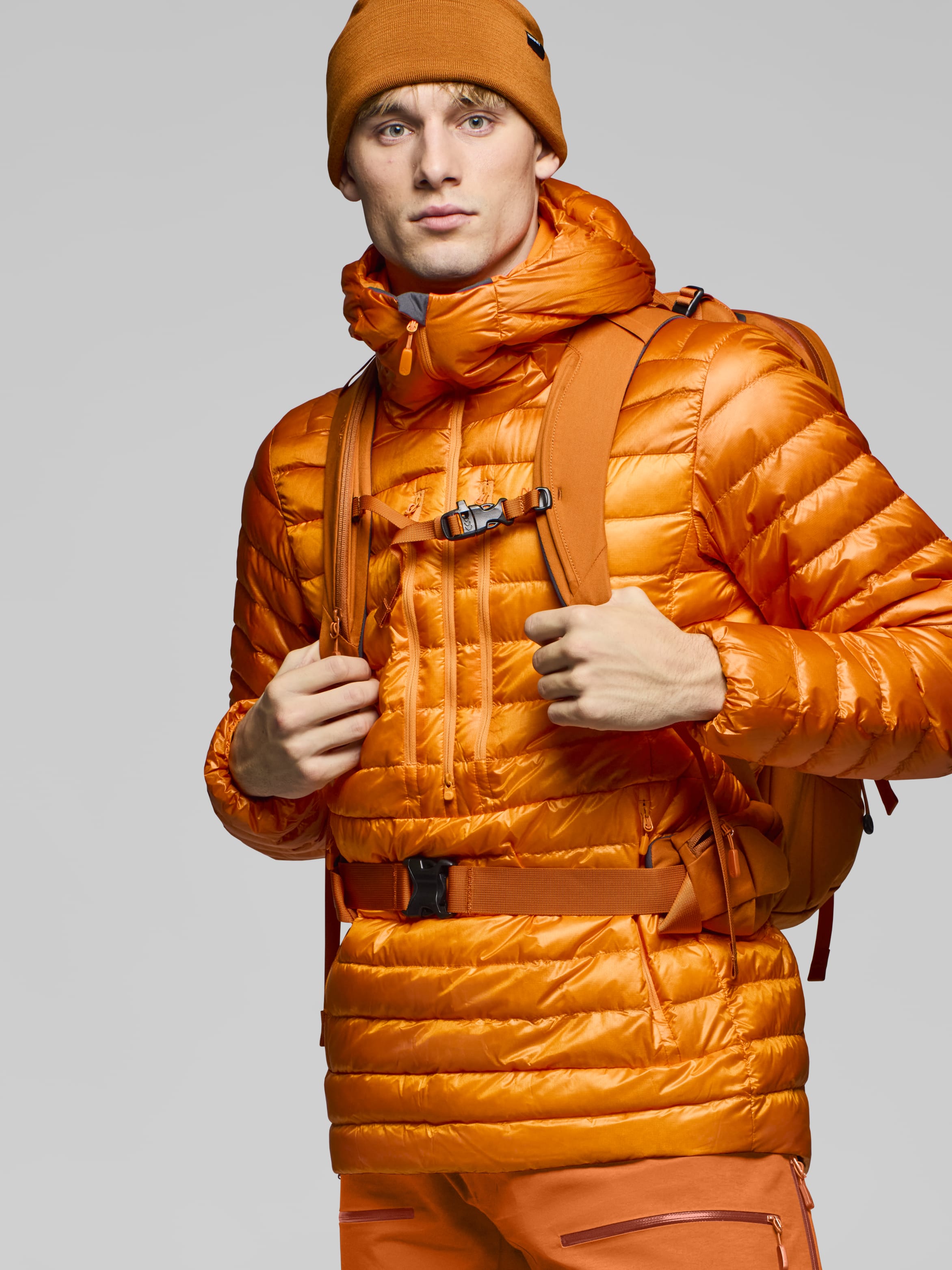 Male Look image of lofoten down800 Anorak Exuberance