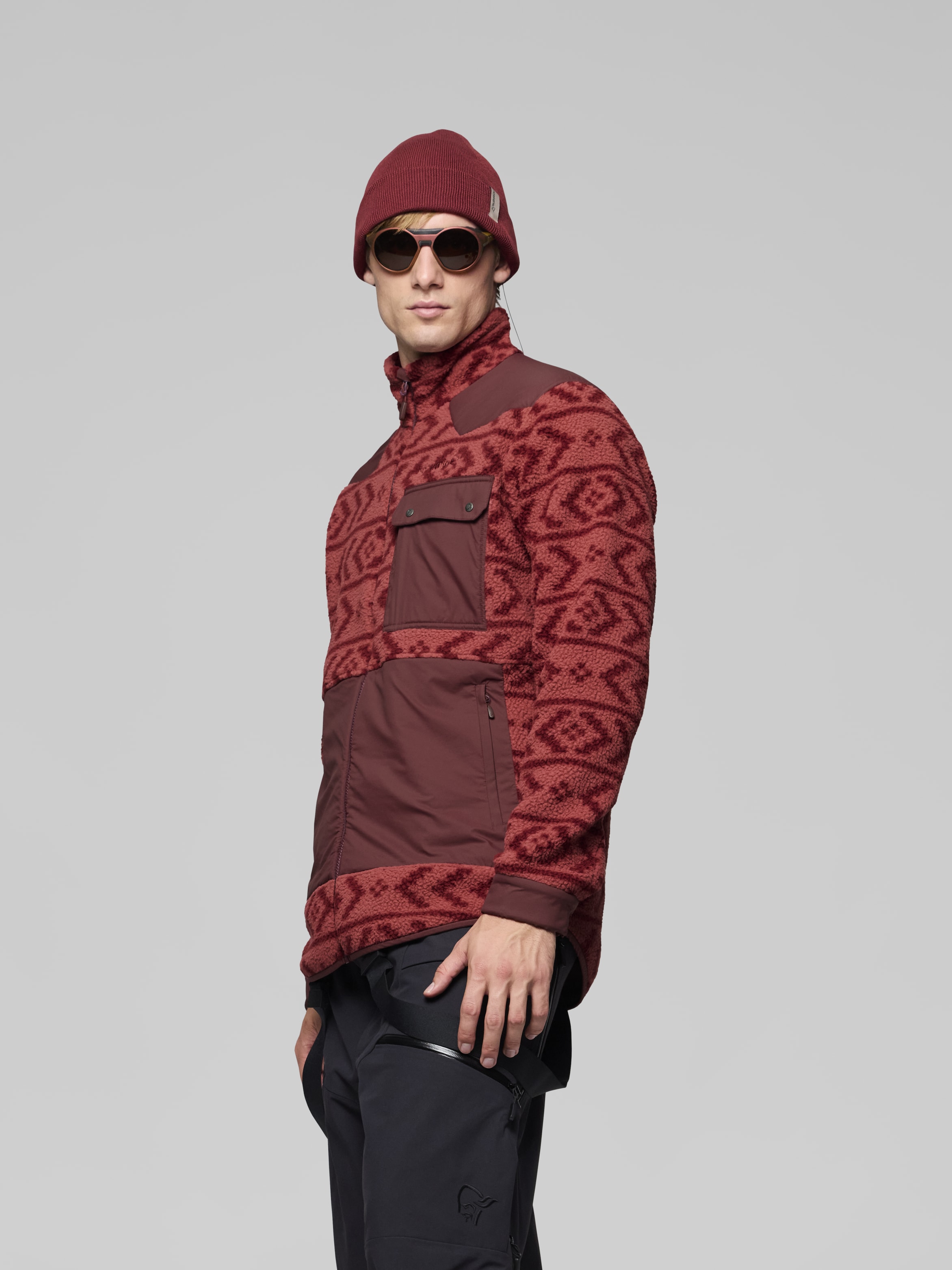 Male Look image of tamok warm3 Jacket Cowhide/Port