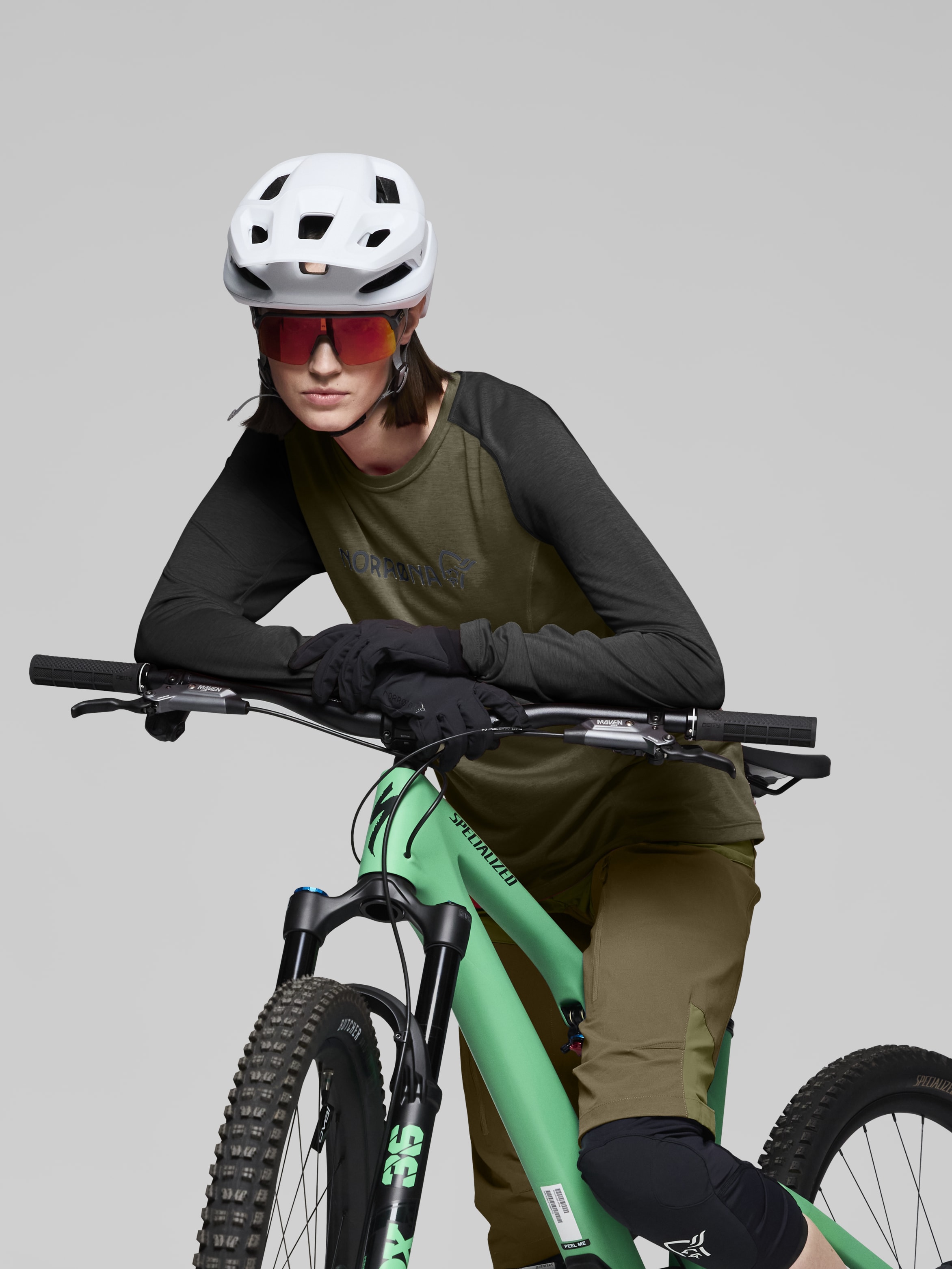 Female Look image of fjora equaliser lightweight Long Sleeve Olive Night