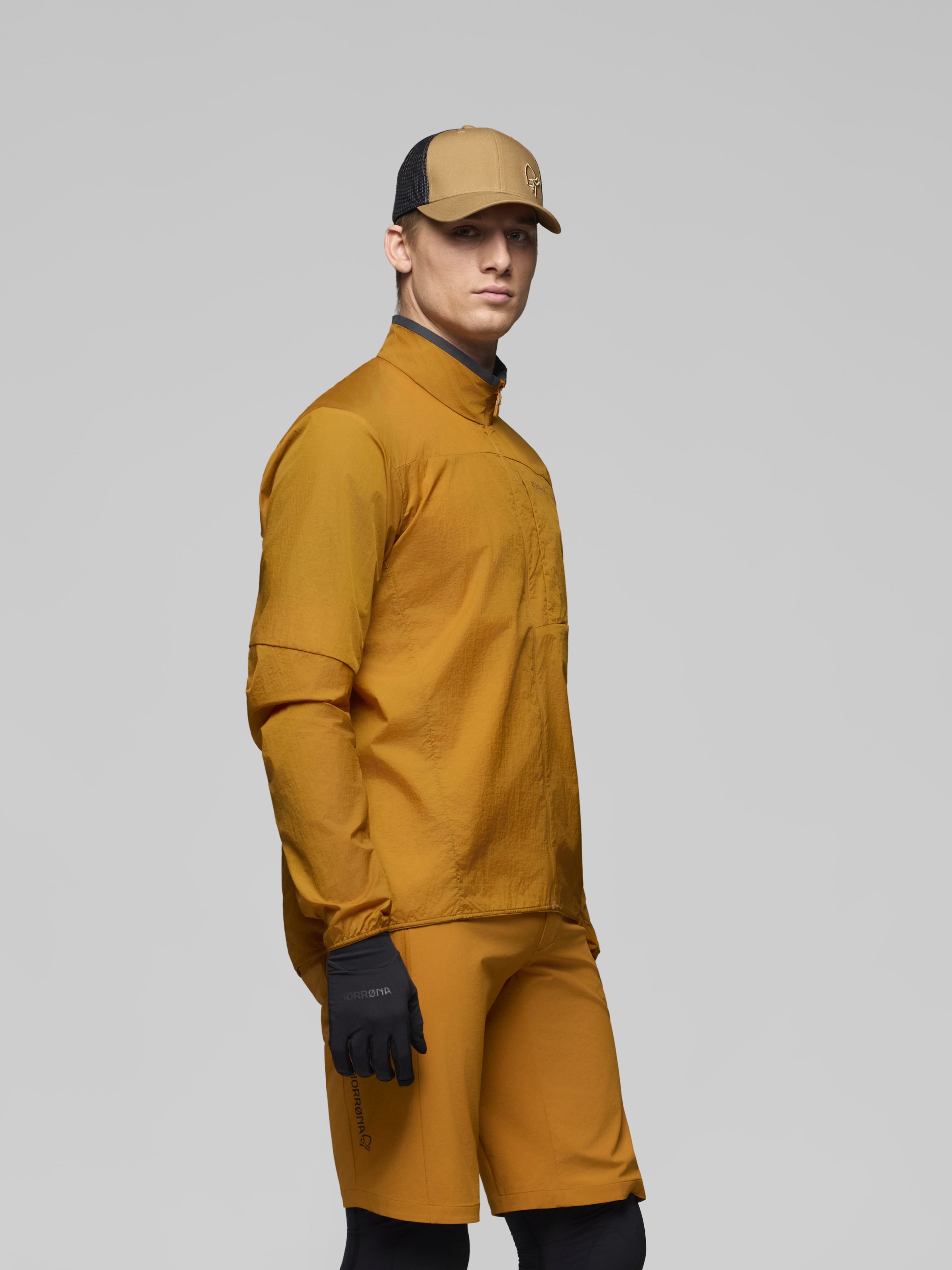 Male Look  image of fjora aero40 Jacket Honey Ginger