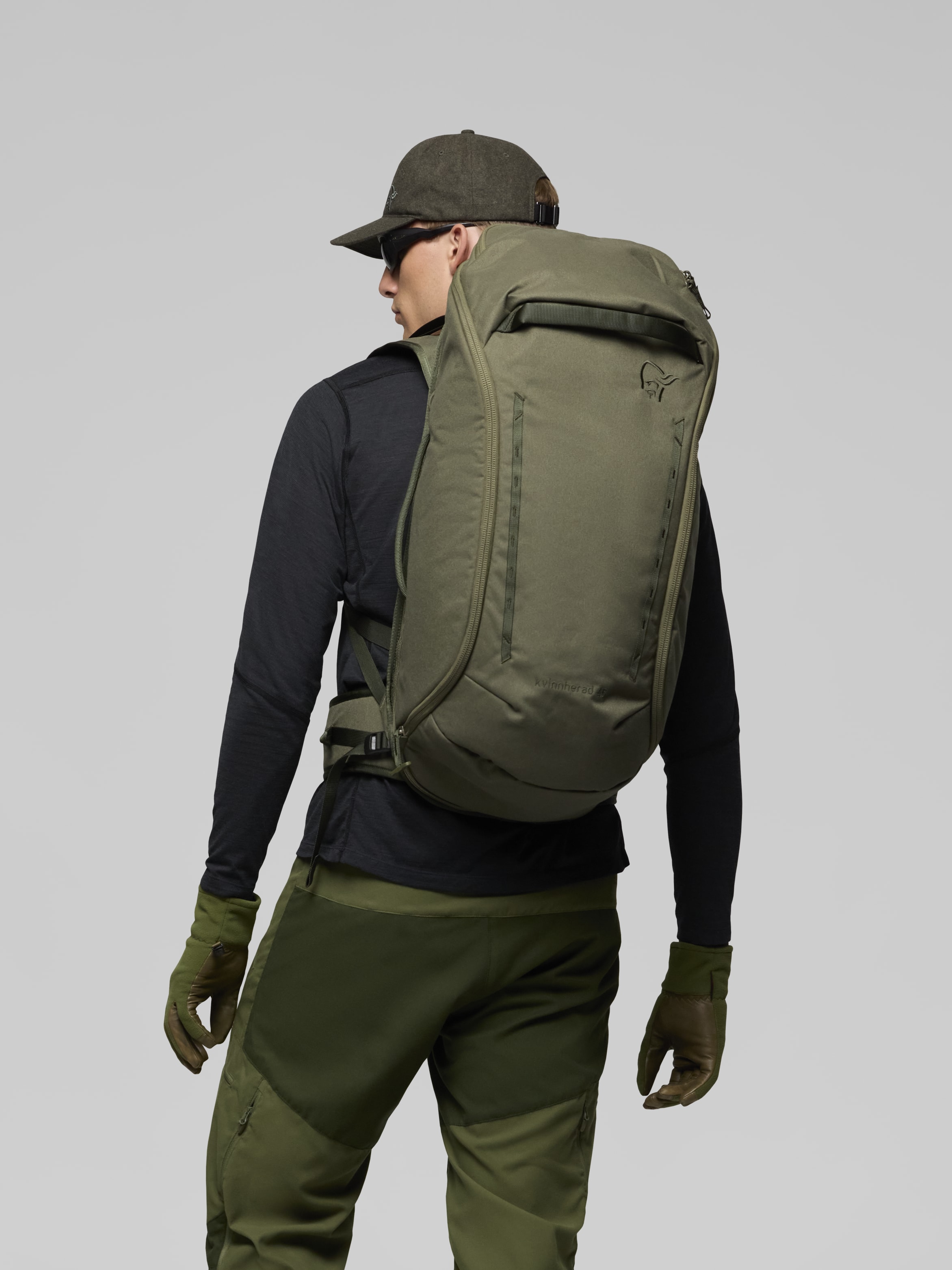 Female Look image of kvinnherad 45L Pack Olive Night