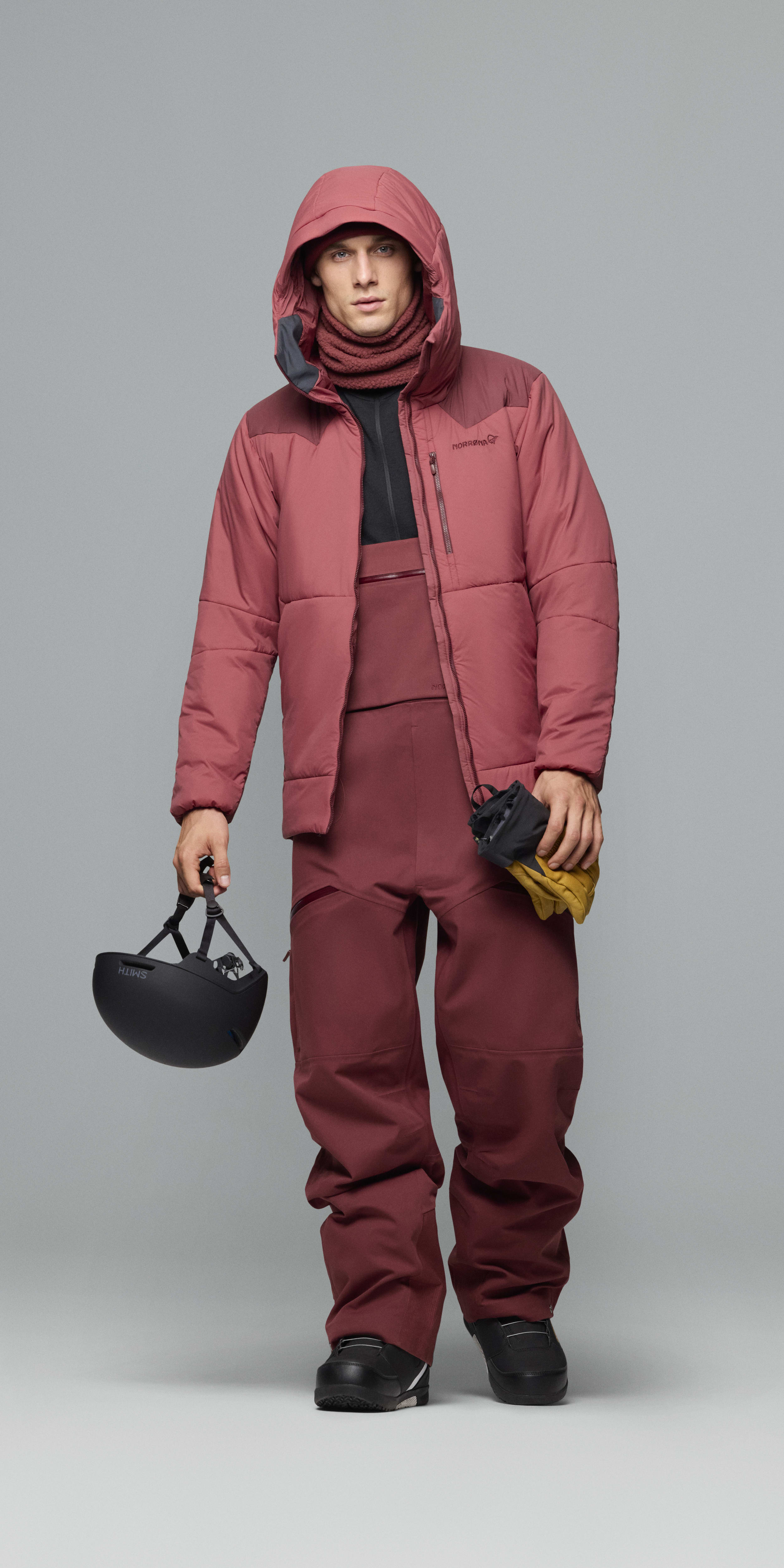Male Look back image of tamok dri3 Bibs Port