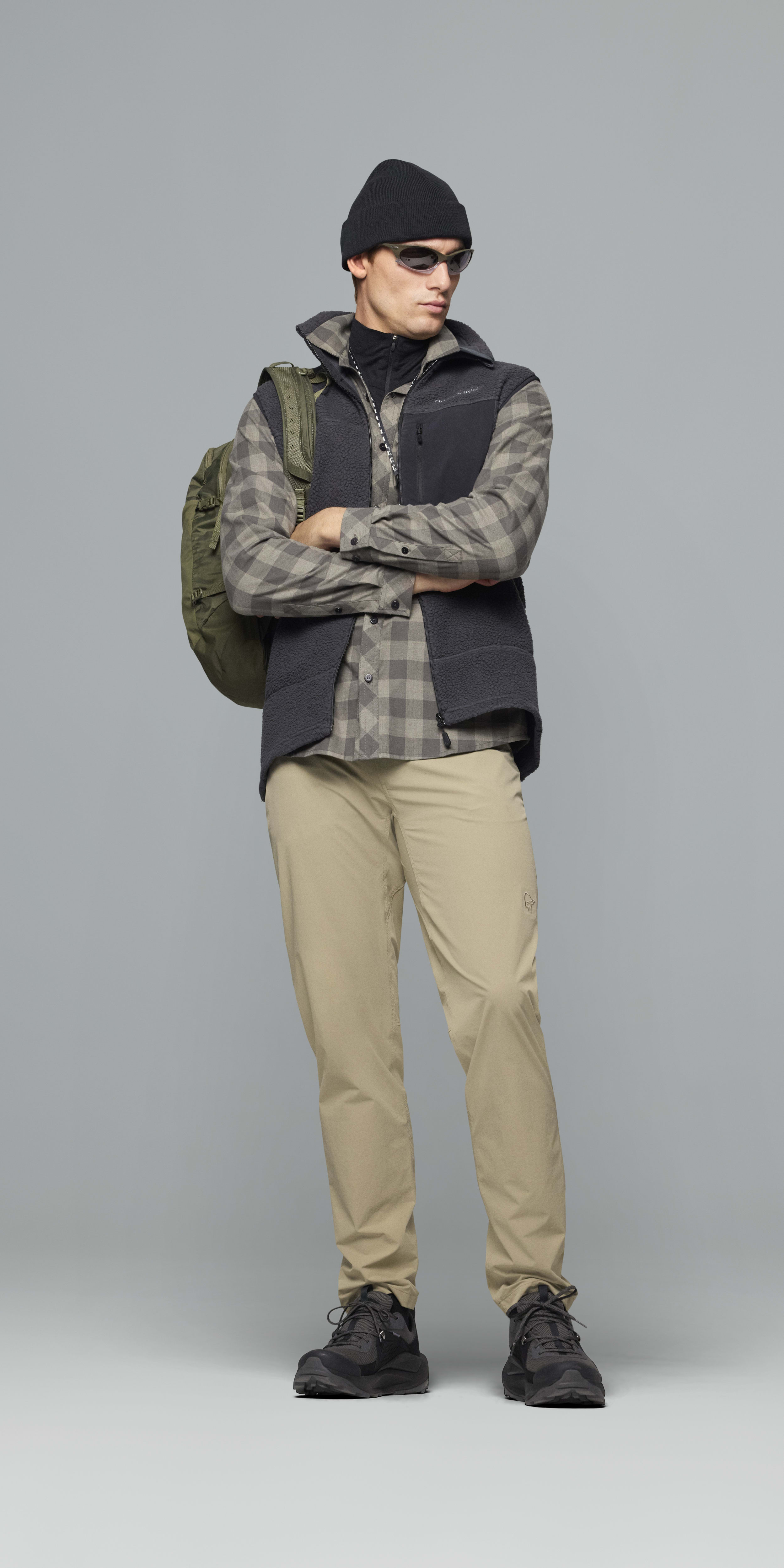 Male Look  image of falketind equaliserUll Zip Neck Deep Lichen Green