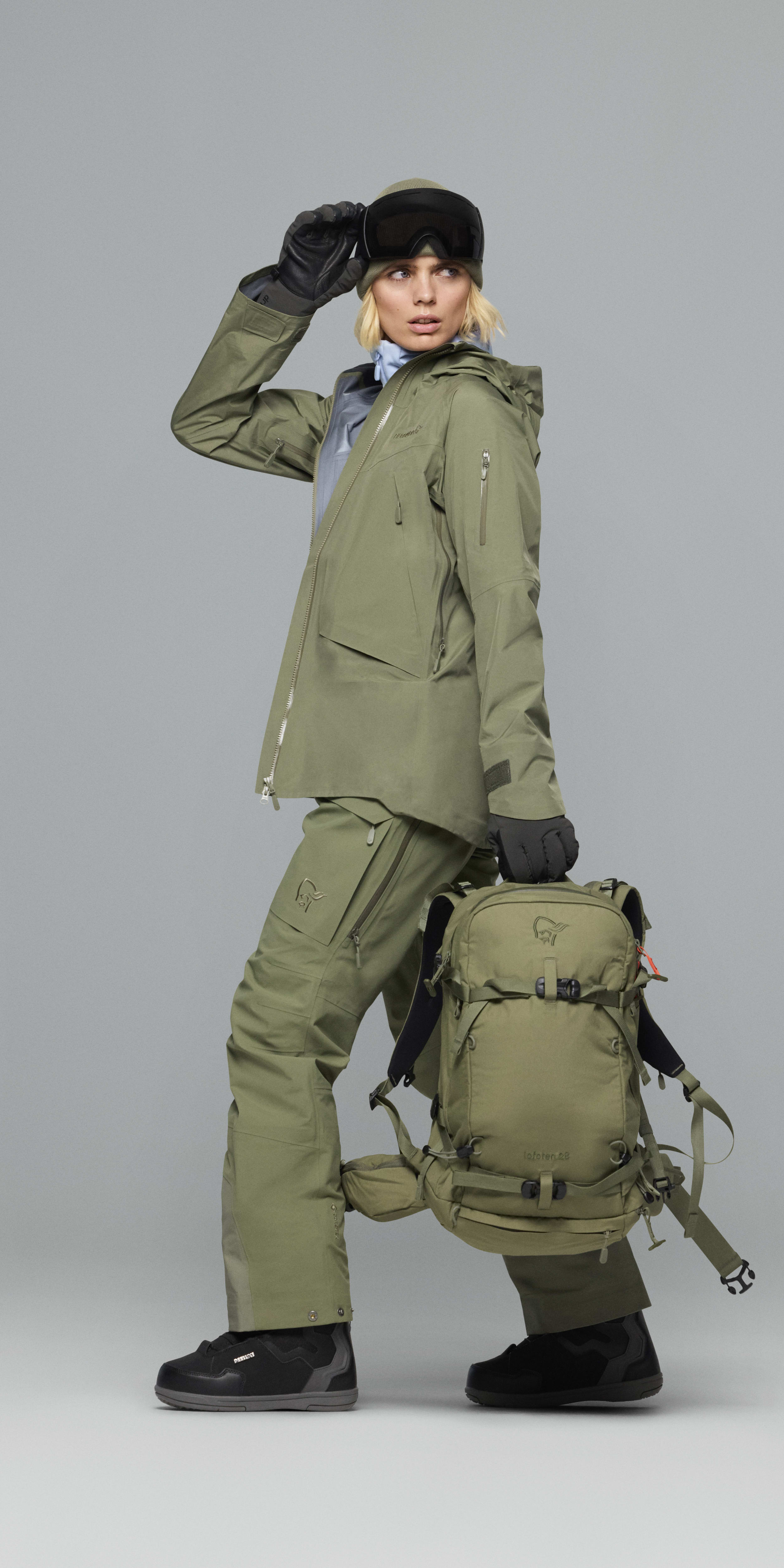 Female Look side image of more Gore-Tex Jacket Deep Lichen Green