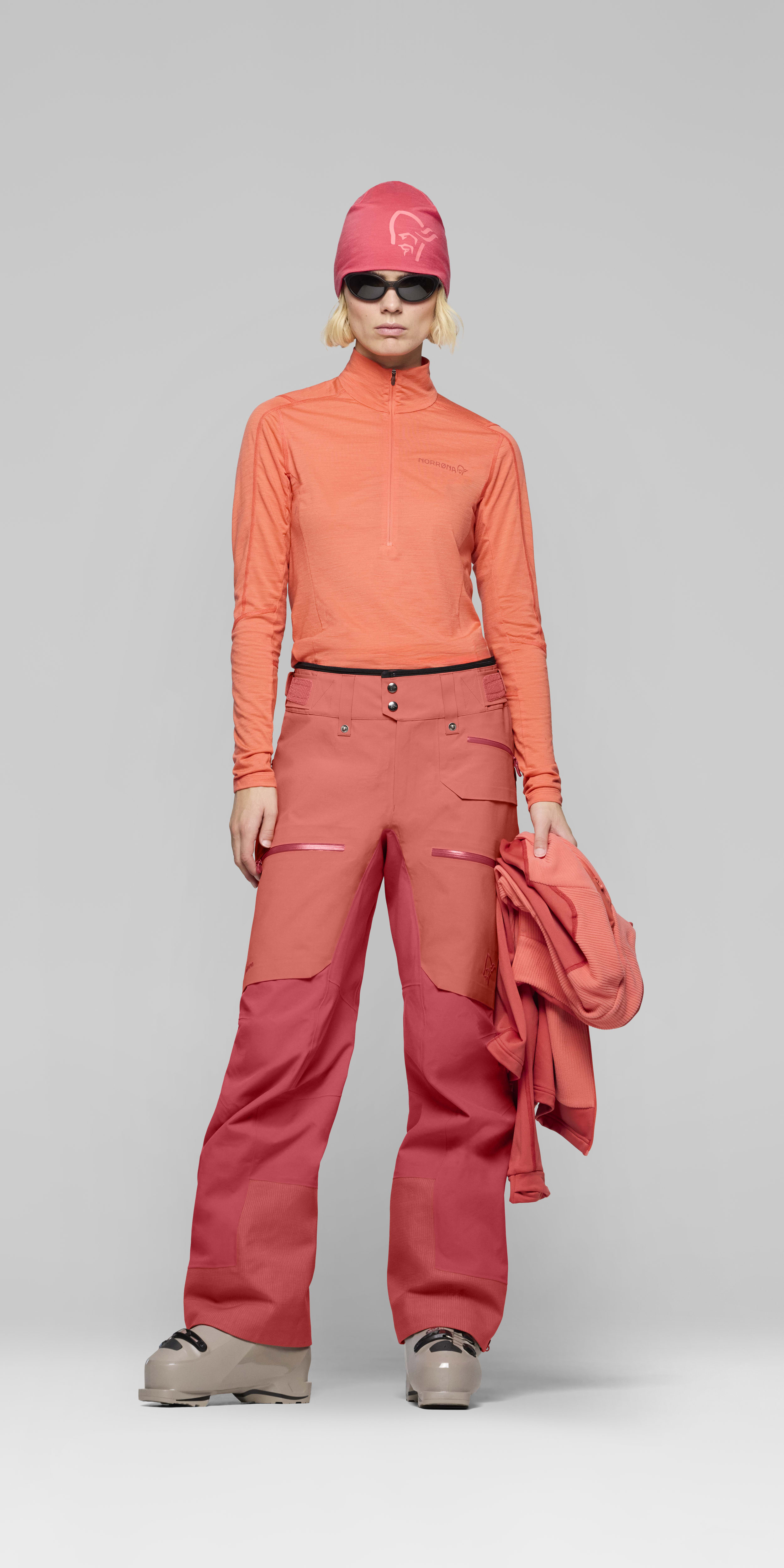Gore-Tex Pro Pants – Deep Sea Coral/Baked Apple