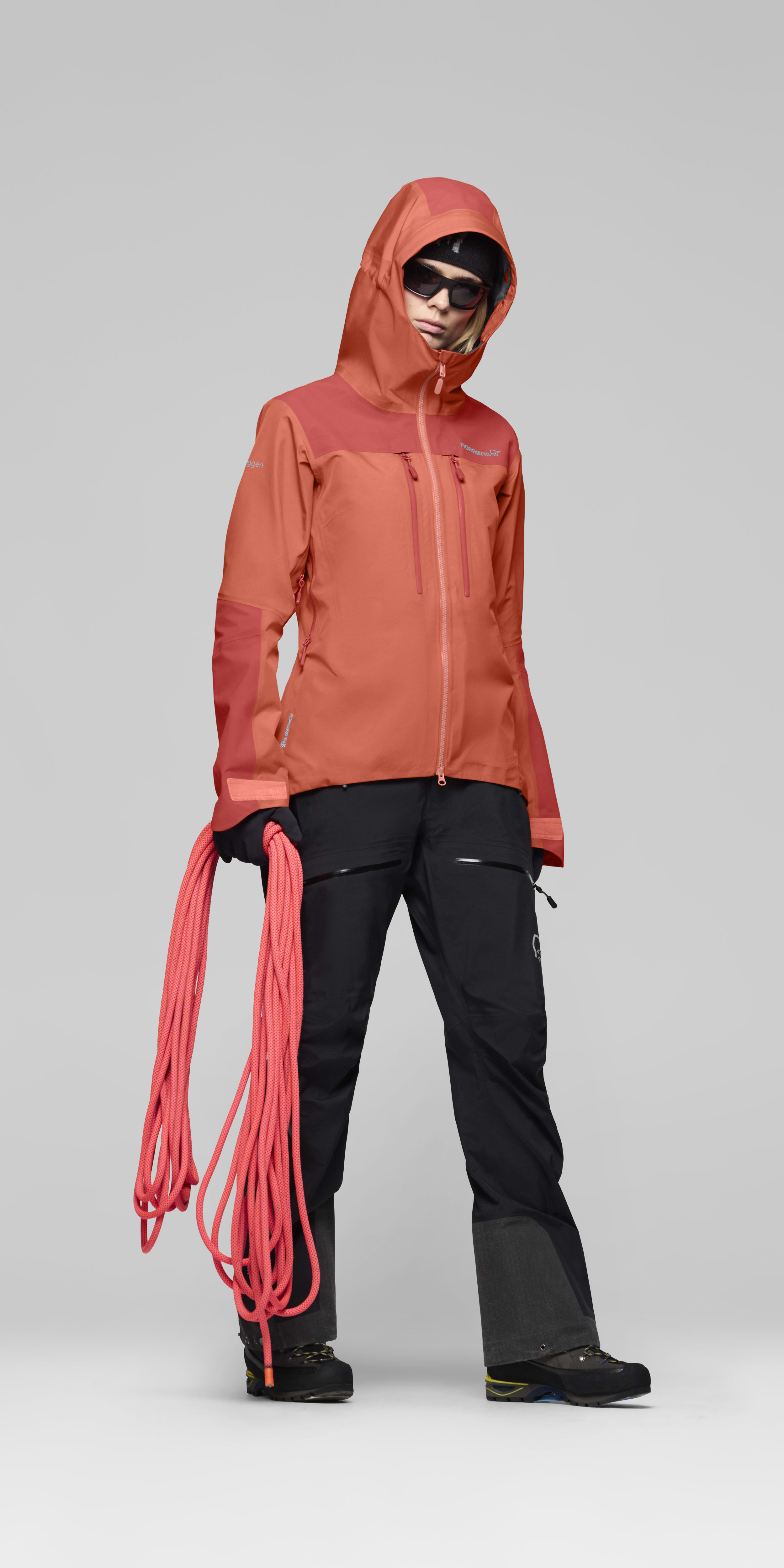Gore-Tex Pro Jacket – Deep Sea Coral/Baked Apple