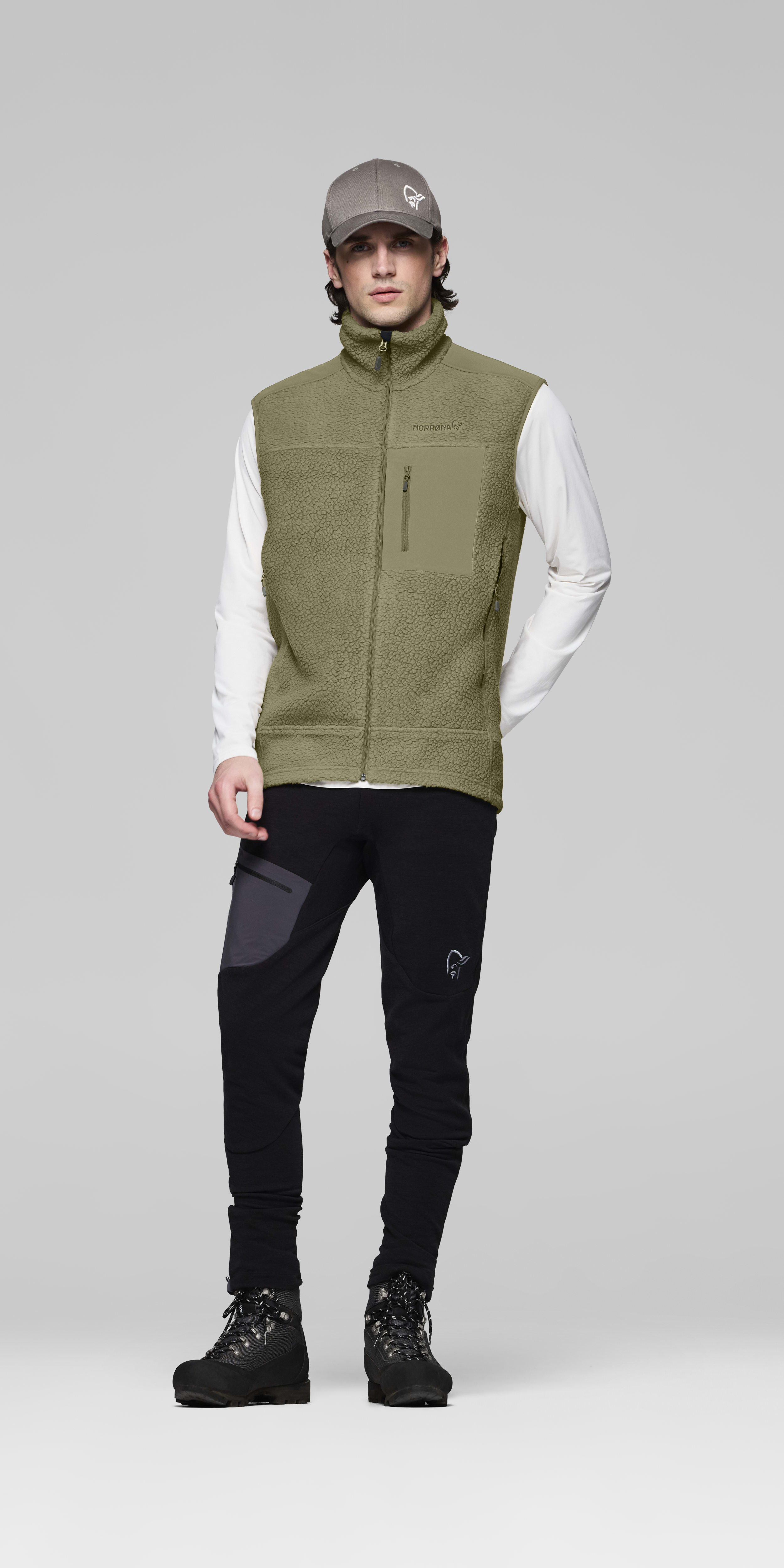 <span class="-lower">warm<sup>3</sup></span> Vest – Deep Lichen Green