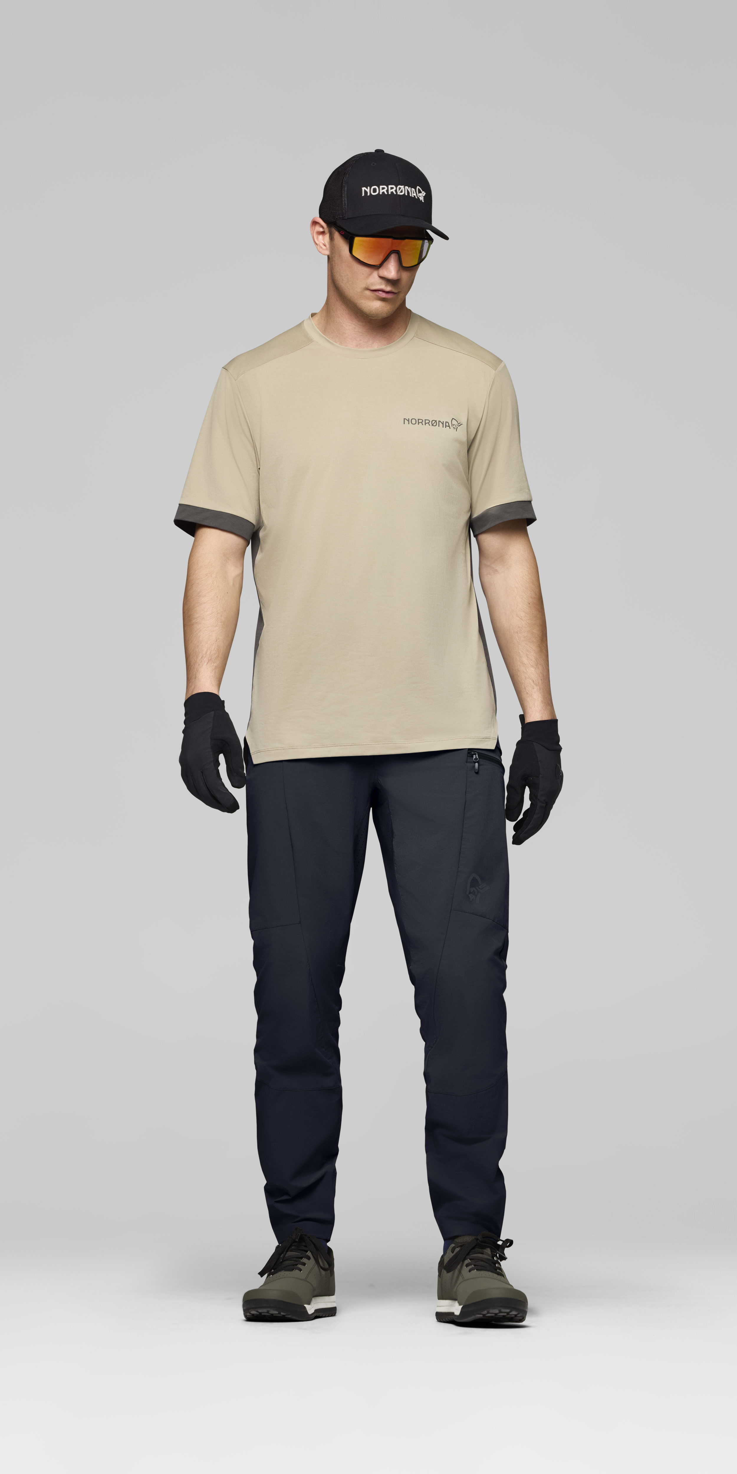 <span class="-lower">flex<sup>1</sup></span> tech Pants – Caviar Black