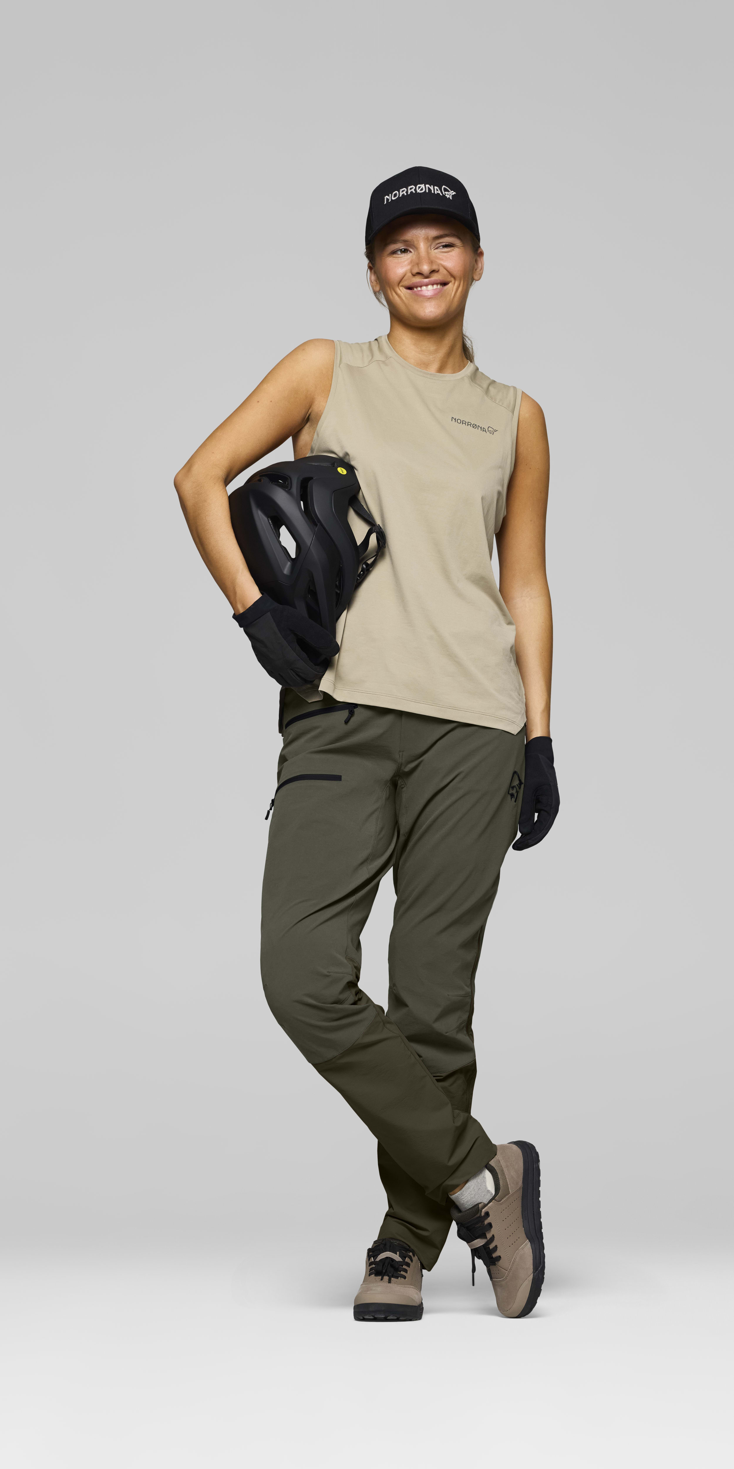 <span class="-lower">flex<sup>1</sup></span> Pants – Olive Night
