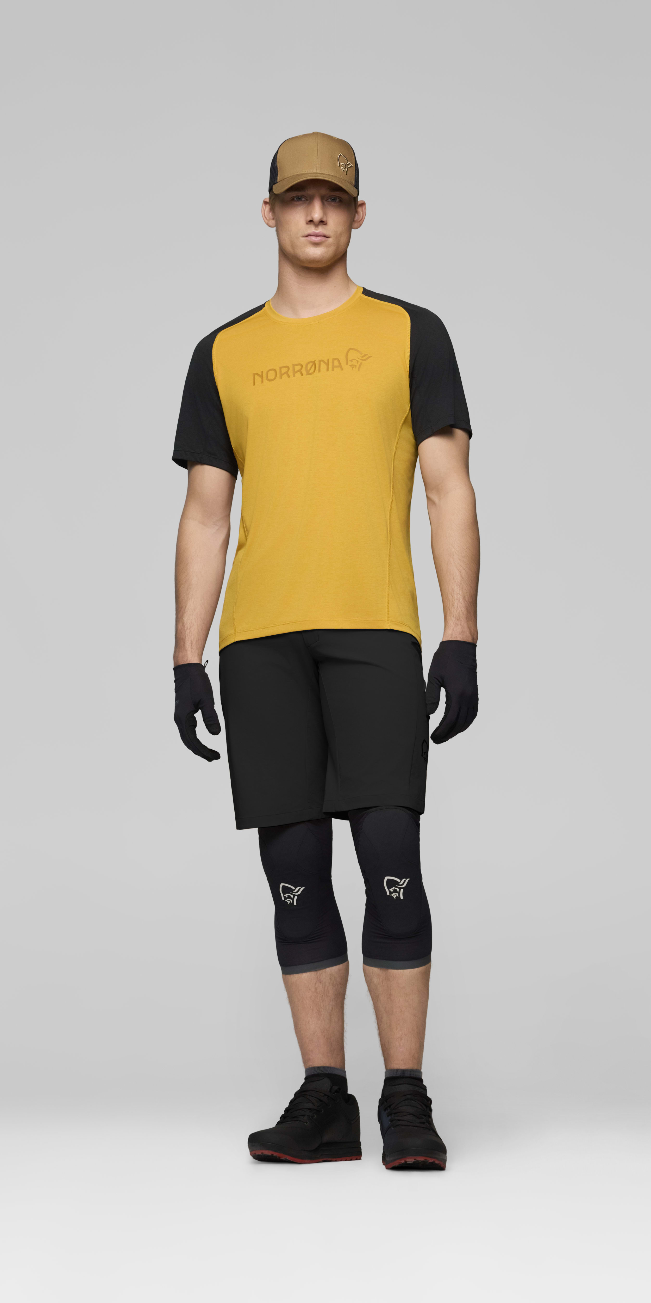 <span class="-lower">flex<sup>1</sup></span> mid weight Shorts – Caviar Black