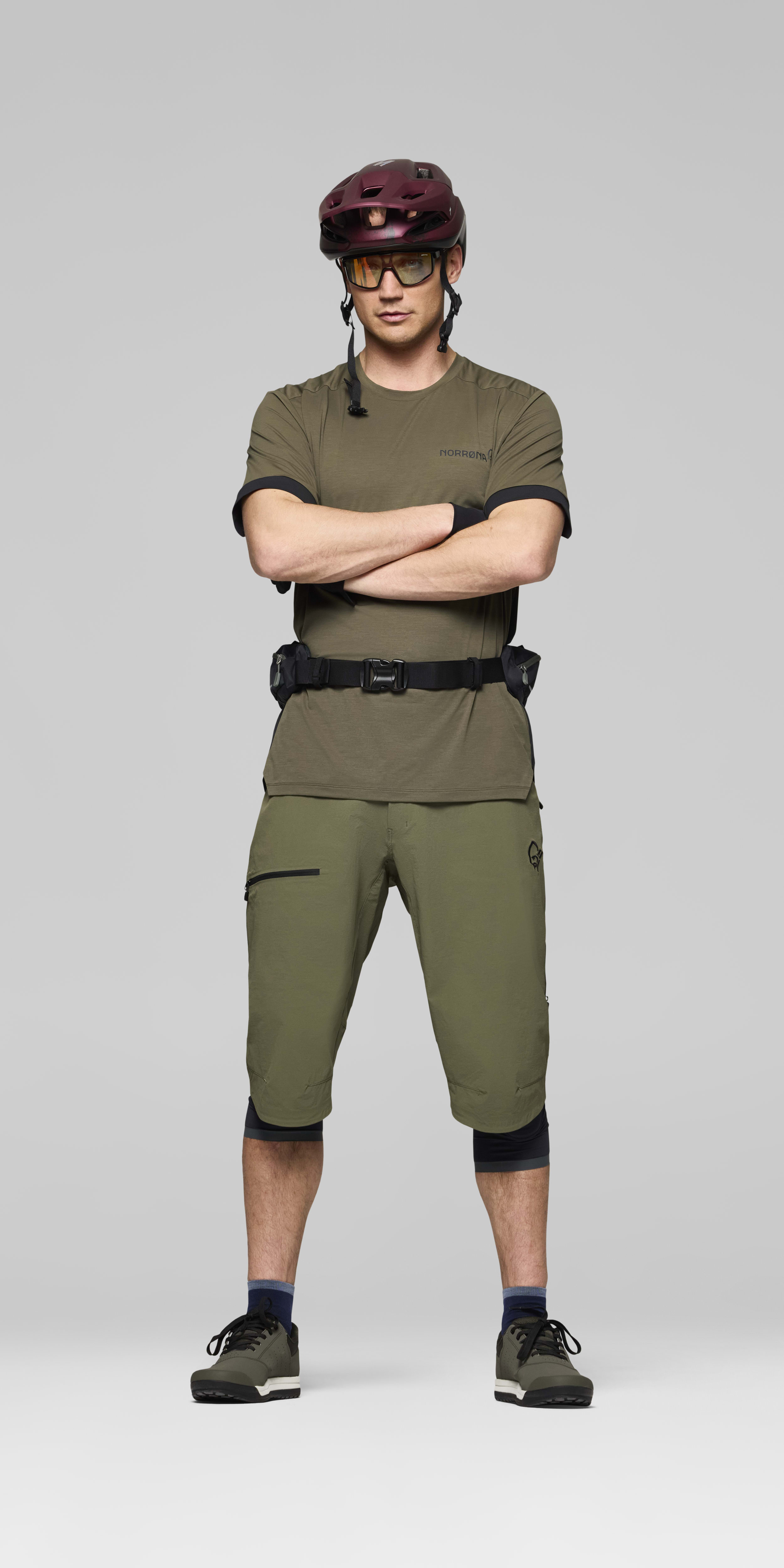 equaliser T-shirt – Olive Night/Caviar Black