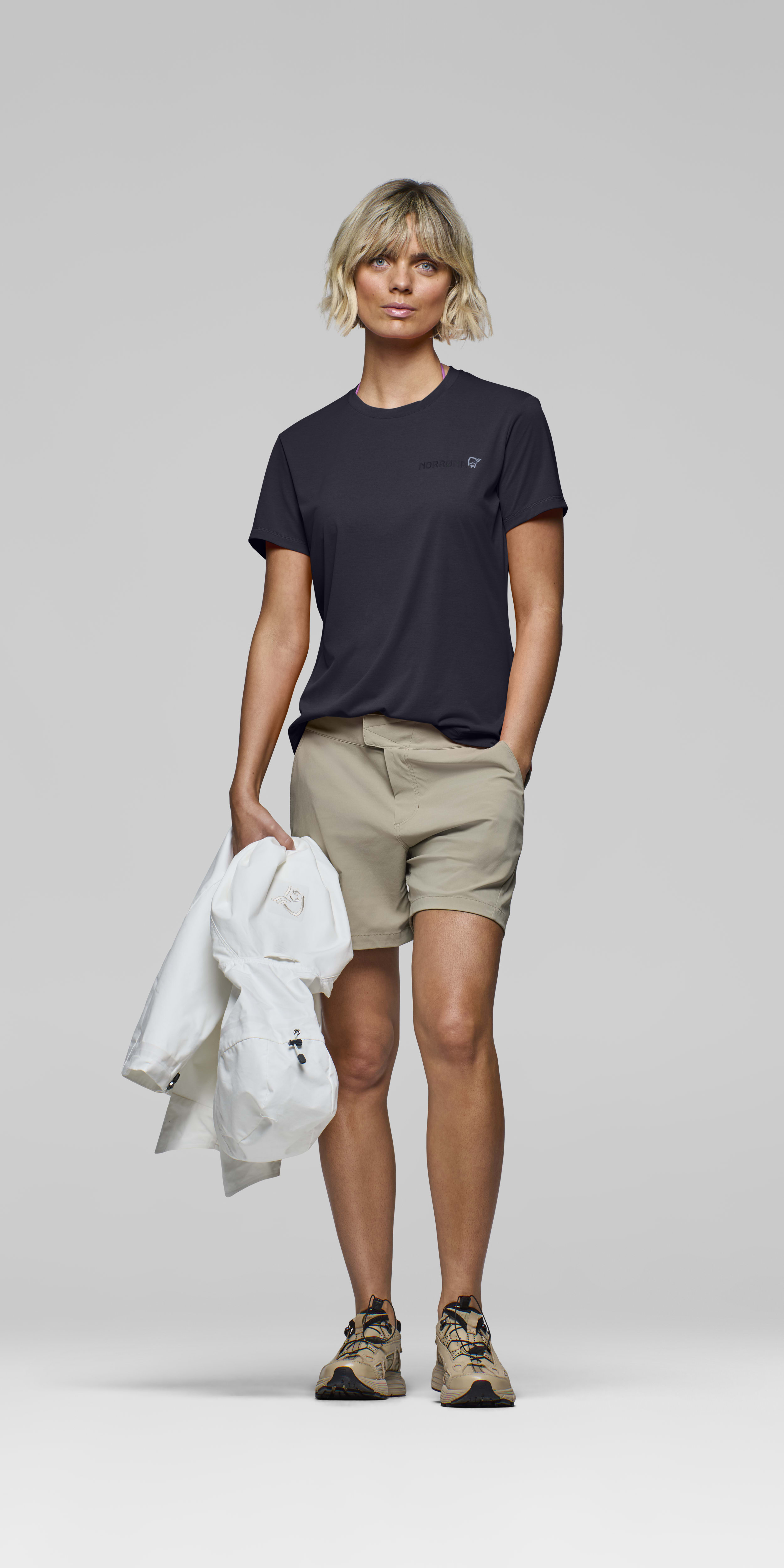 tech T-shirt – Caviar Black