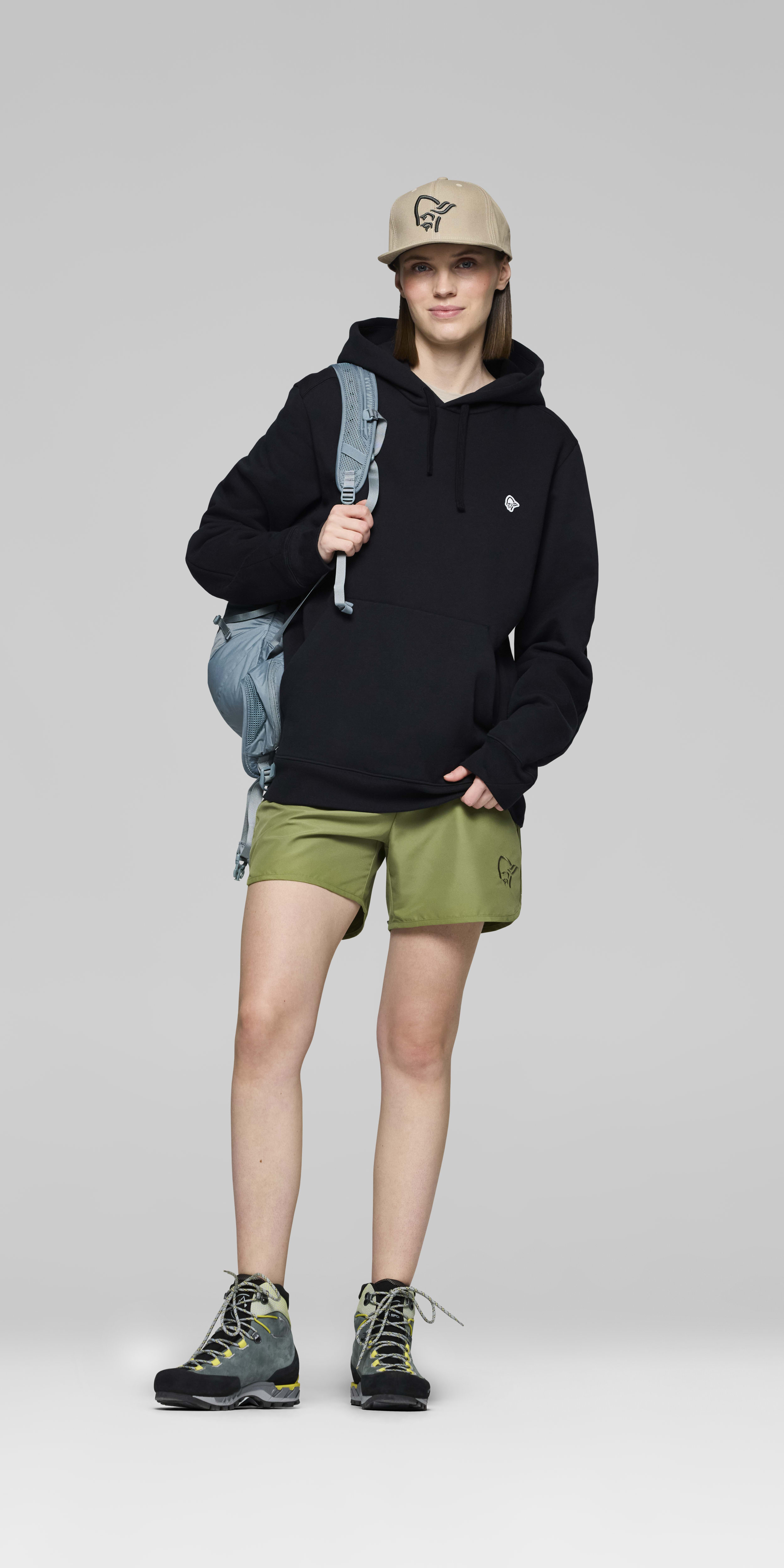 sweat Hood – Caviar Black