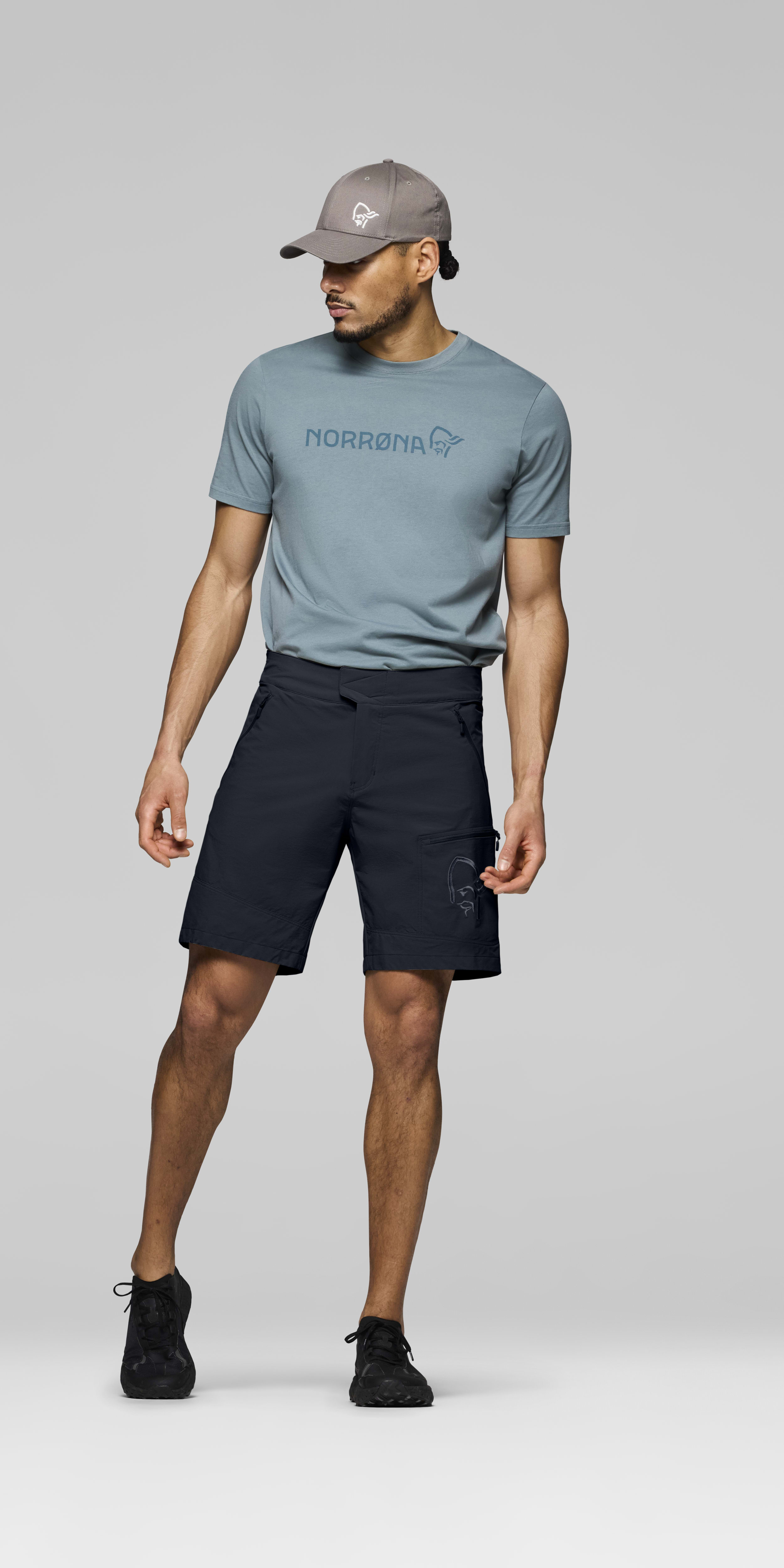 <span class="-lower">flex<sup>1</sup></span> light Shorts – Caviar Black