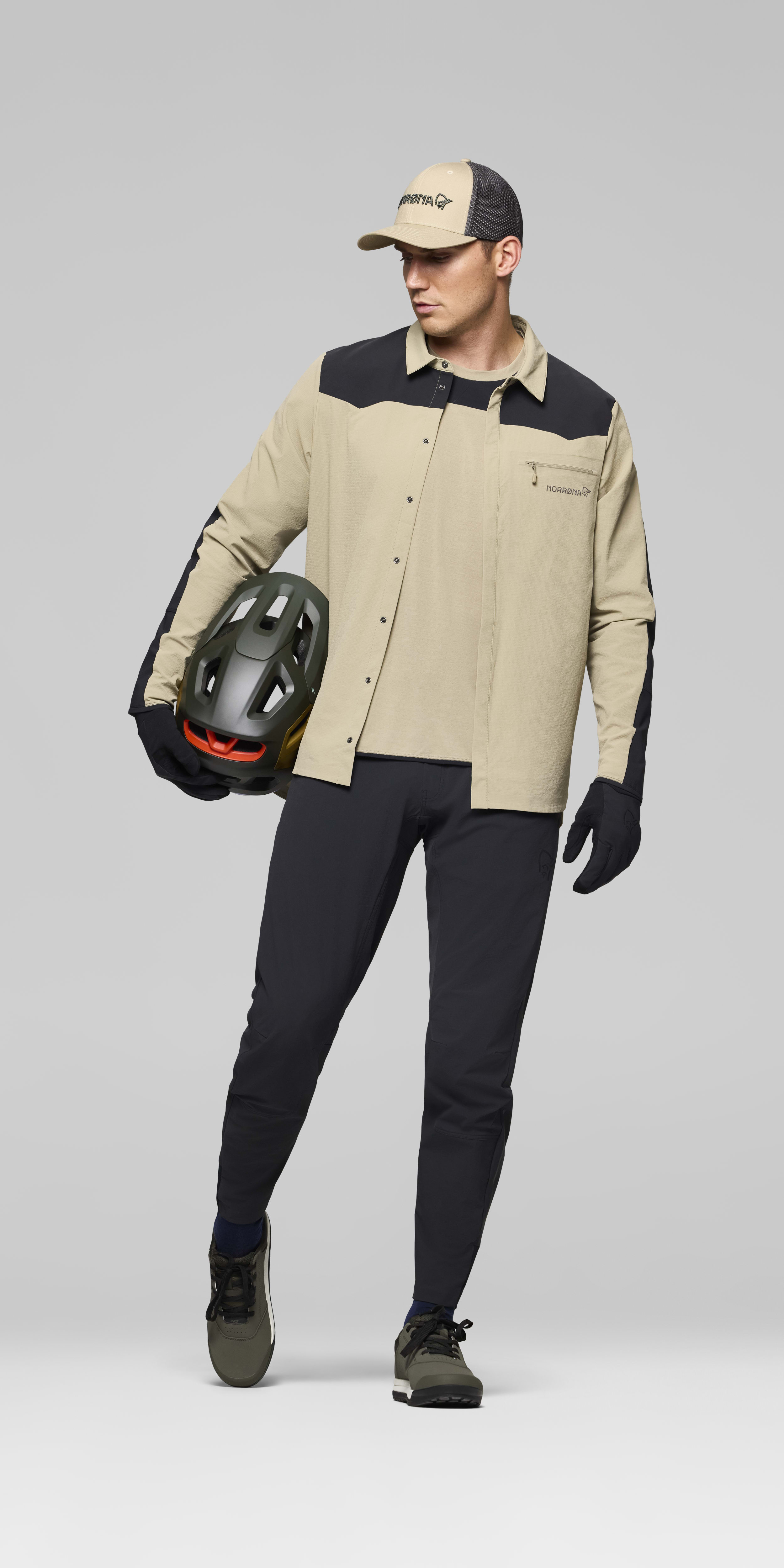 <span class="-lower">flex<sup>1</sup></span> Shirt – Winter Twig/Caviar Black
