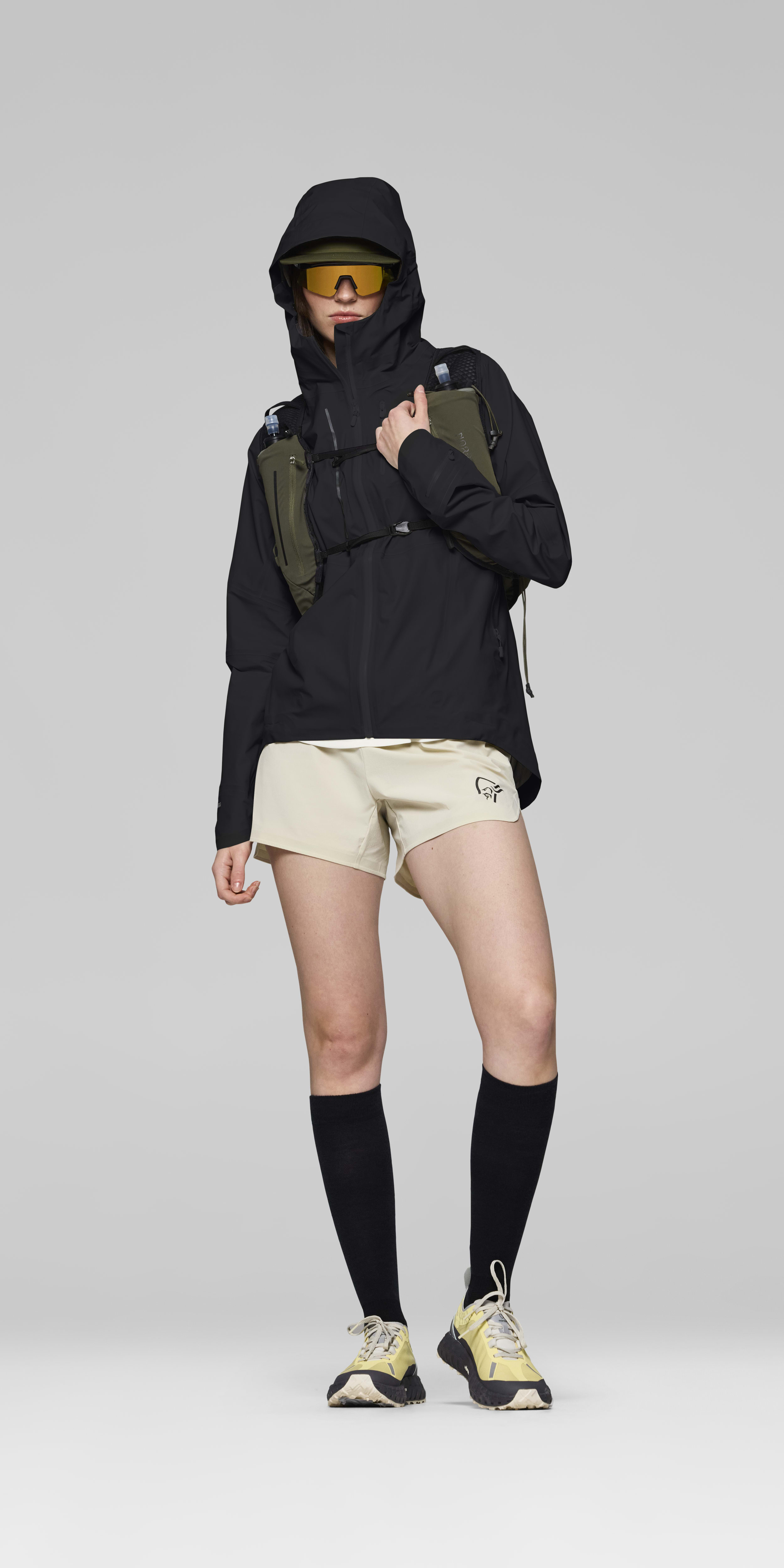 Gore-Tex Jacket – Caviar Black