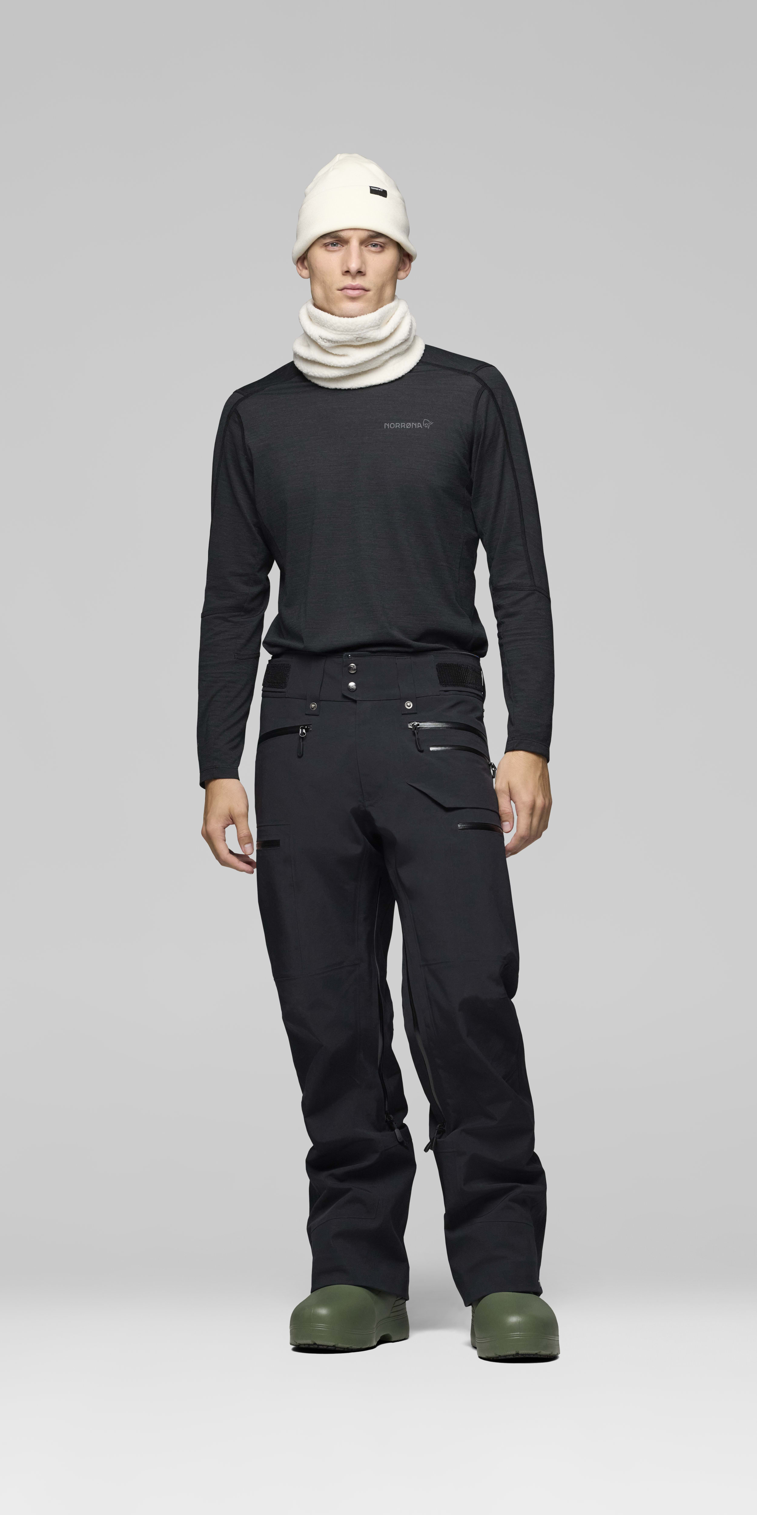 Male Look front image of lofoten Gore-Tex Pro Plus Pants Caviar Black