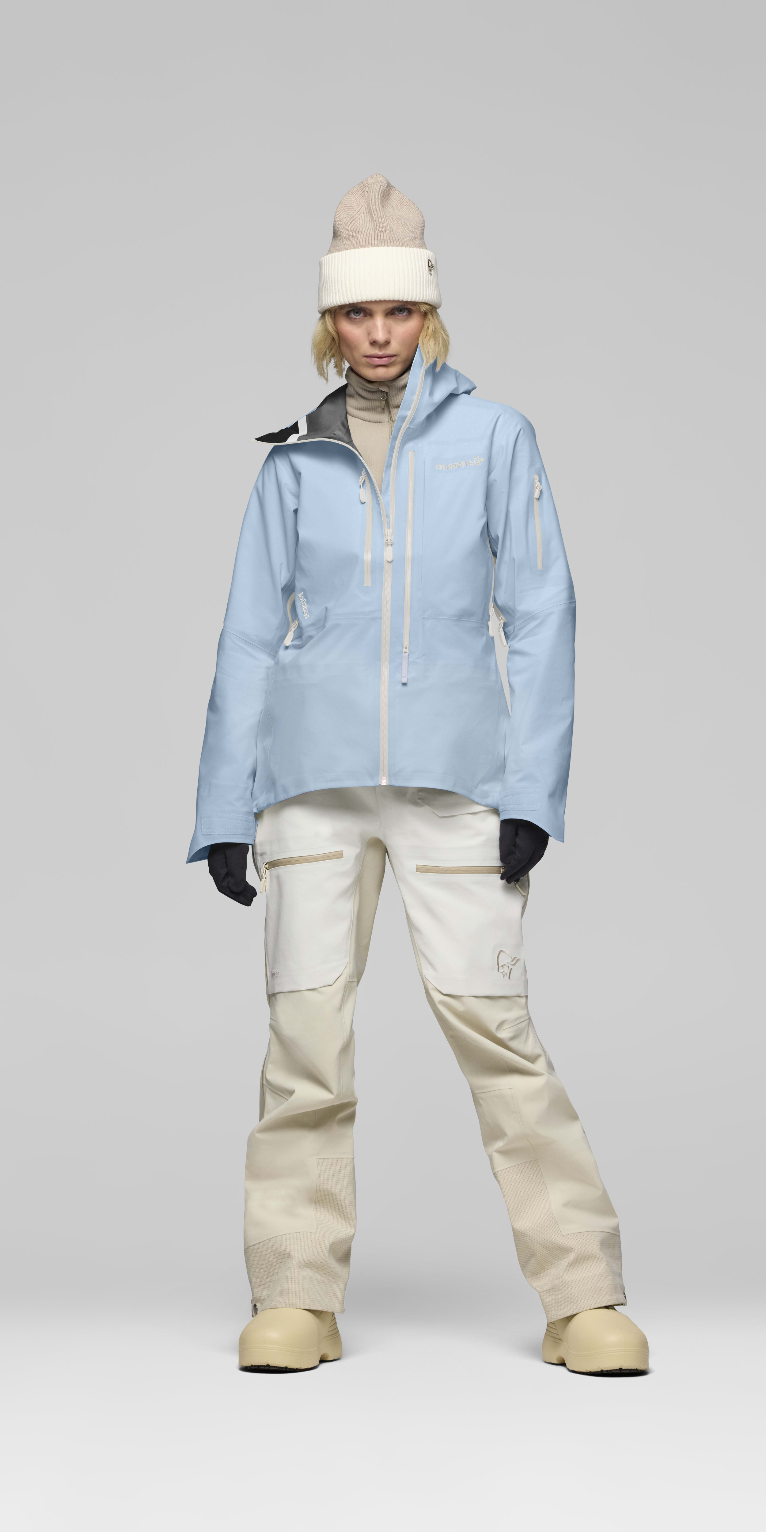 Female Look front image of lofoten Gore-Tex Pro Jacket Cashmere Blue
