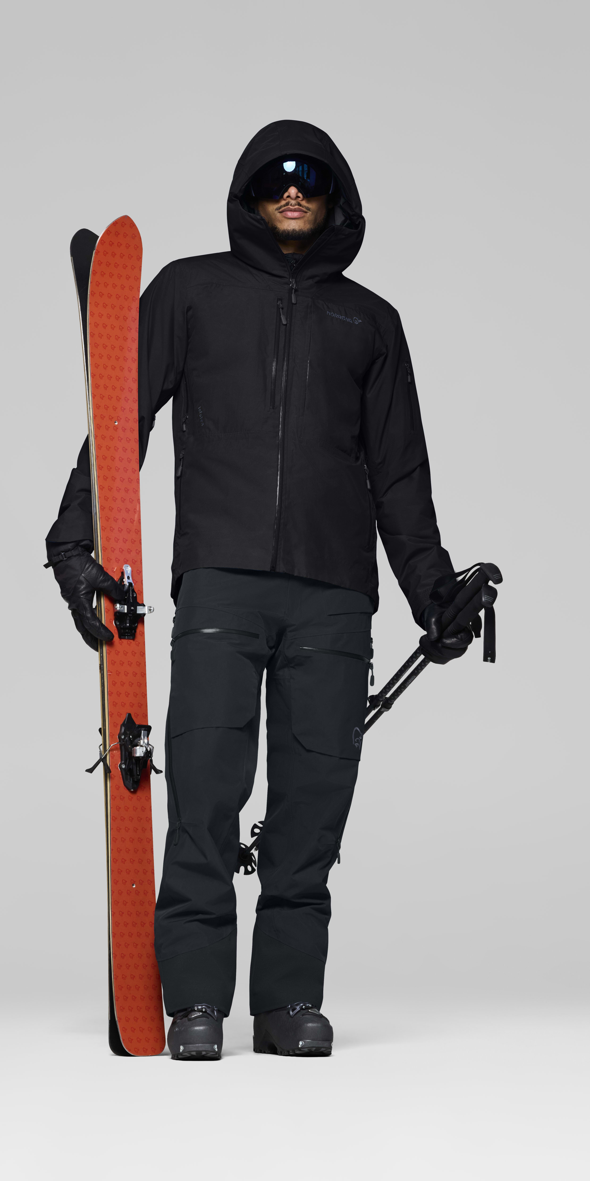 Male Look opening image of lofoten Gore-Tex Insulated Jacket Caviar Black