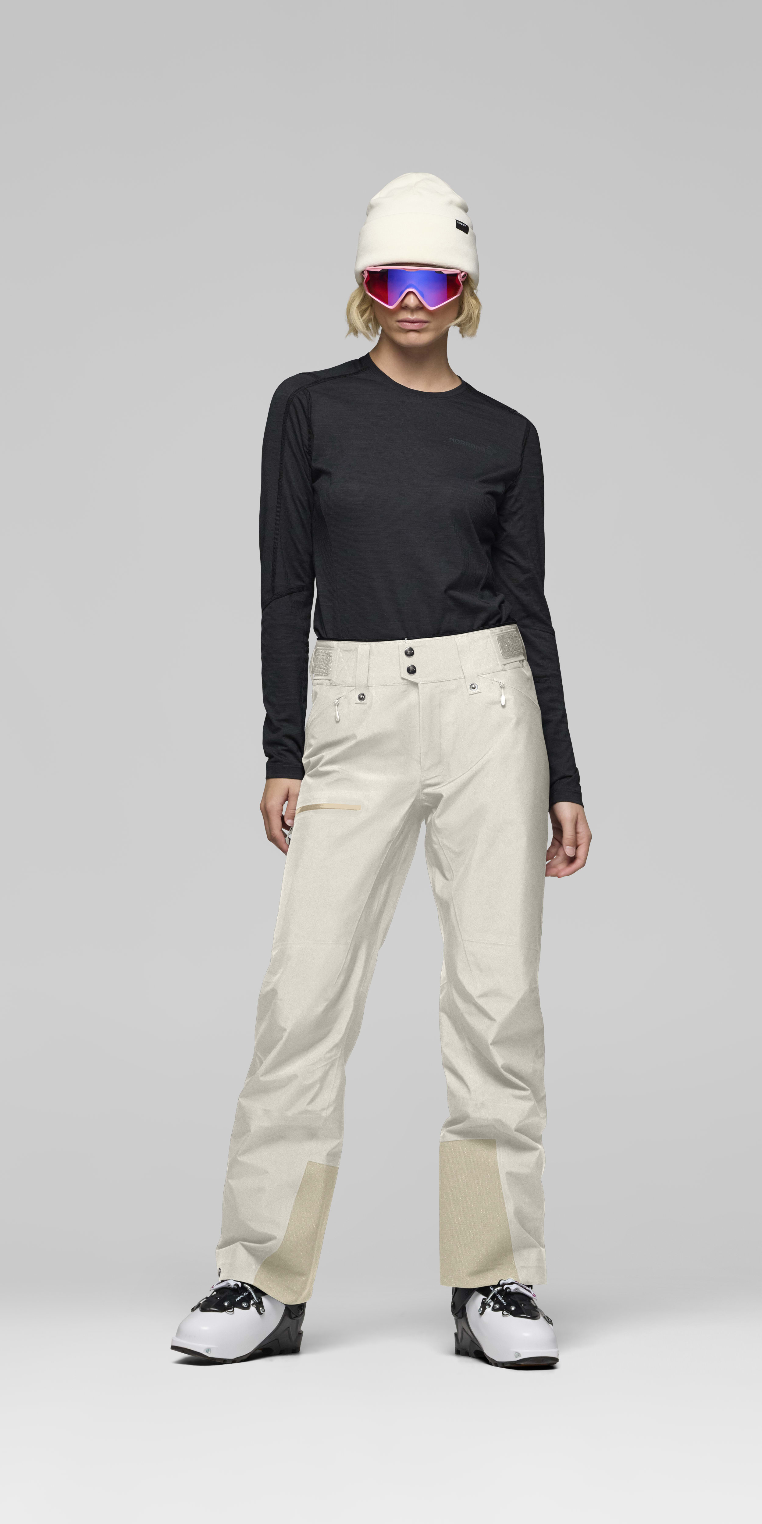 Female Look front image of lofoten Gore-Tex Pants Oatmeal