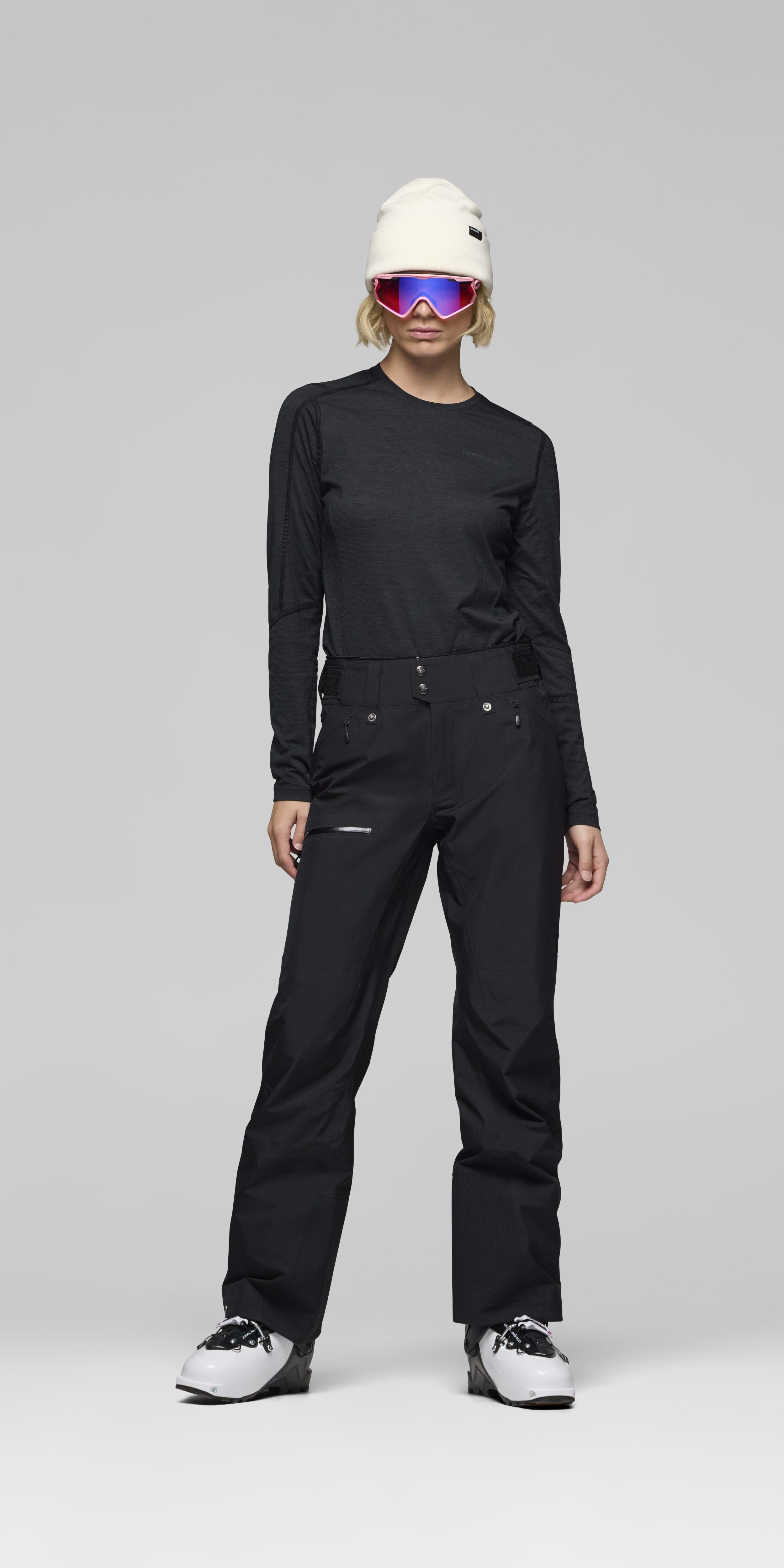 Female Look front image of lofoten Gore-Tex Pants Caviar Black