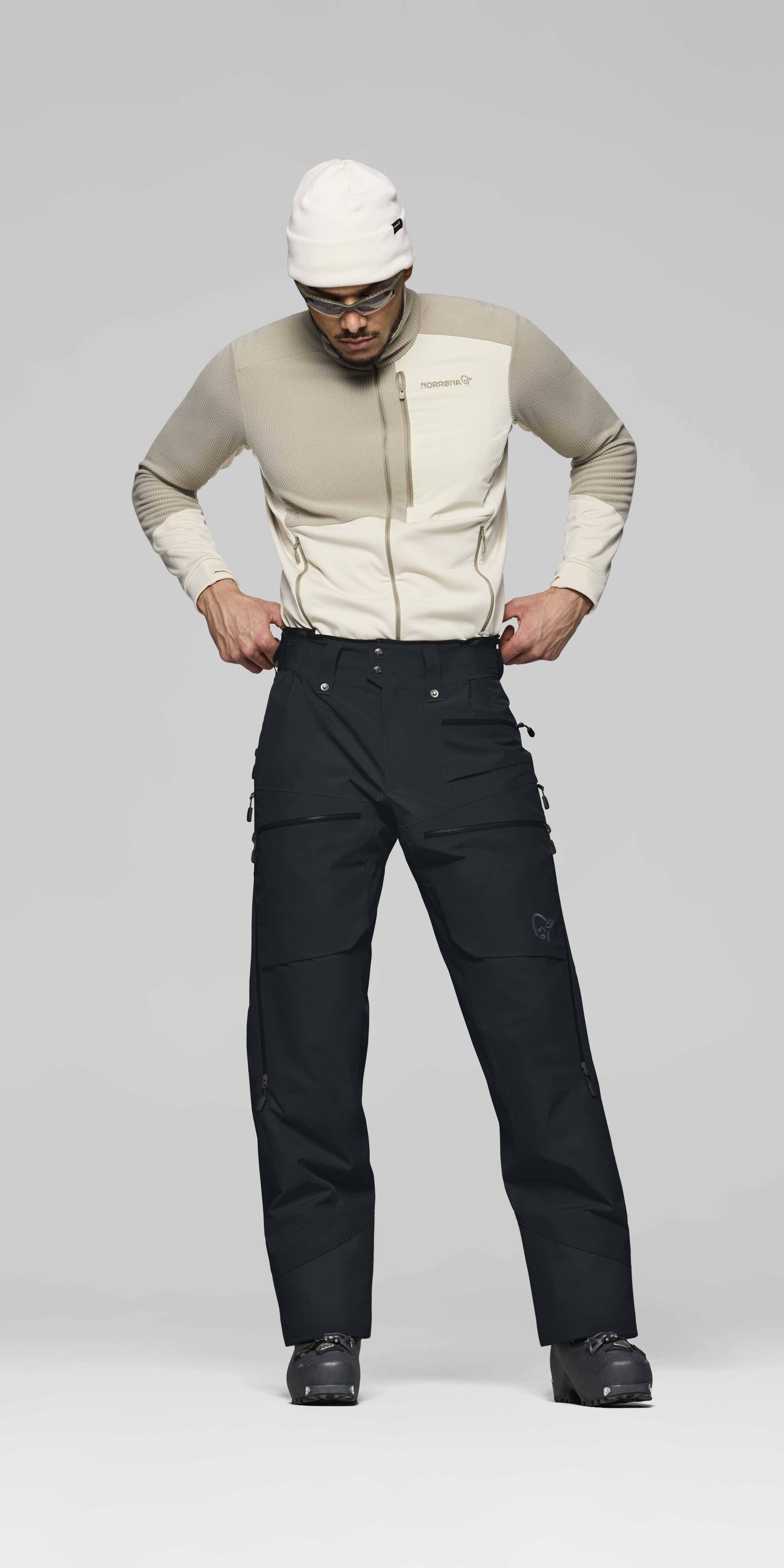 Male Look opening image of lofoten Gore-Tex Insulated short Pants Caviar Black