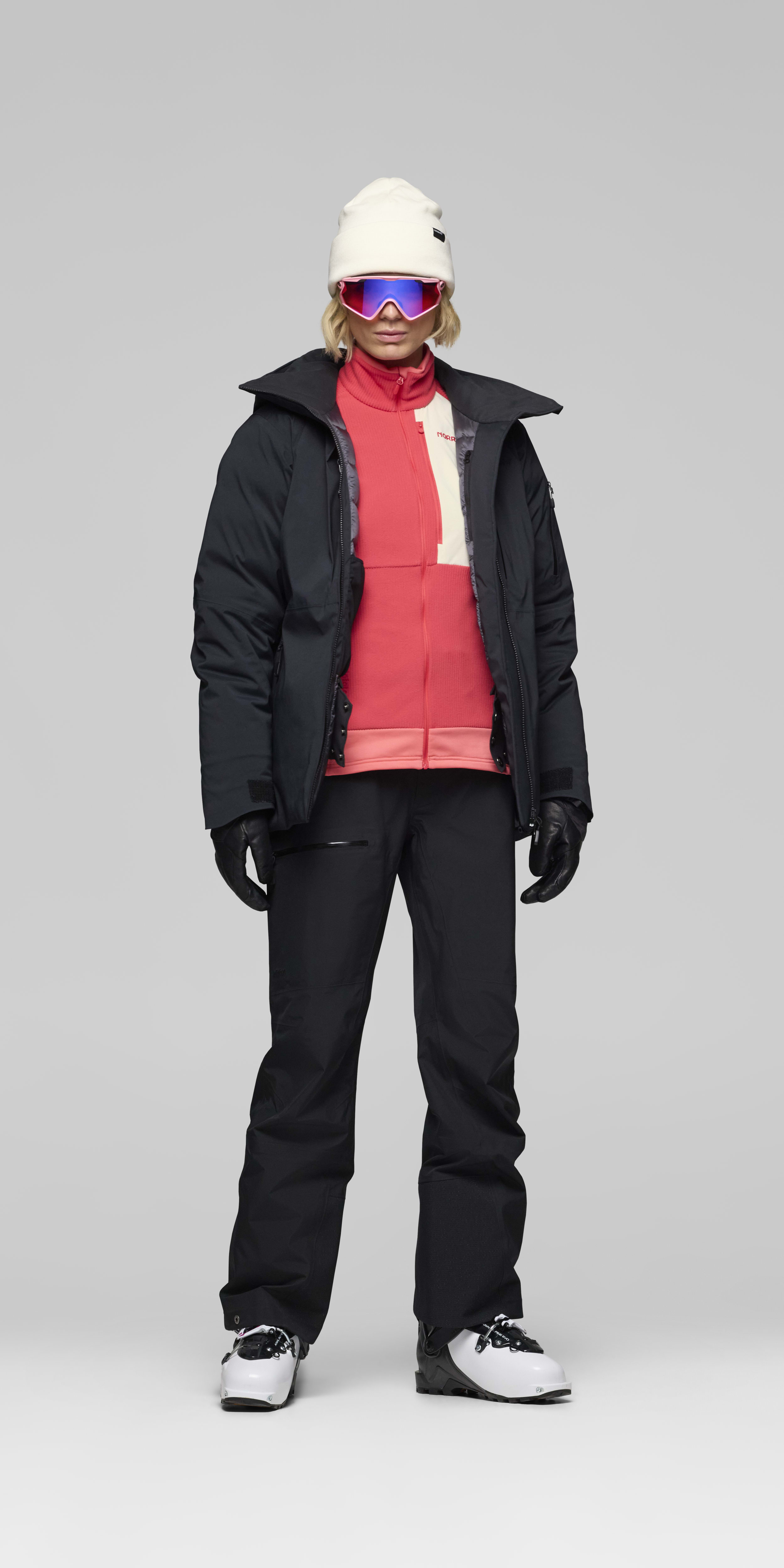 Female Look opening image of lofoten Gore-Tex down800 Jacket Caviar Black