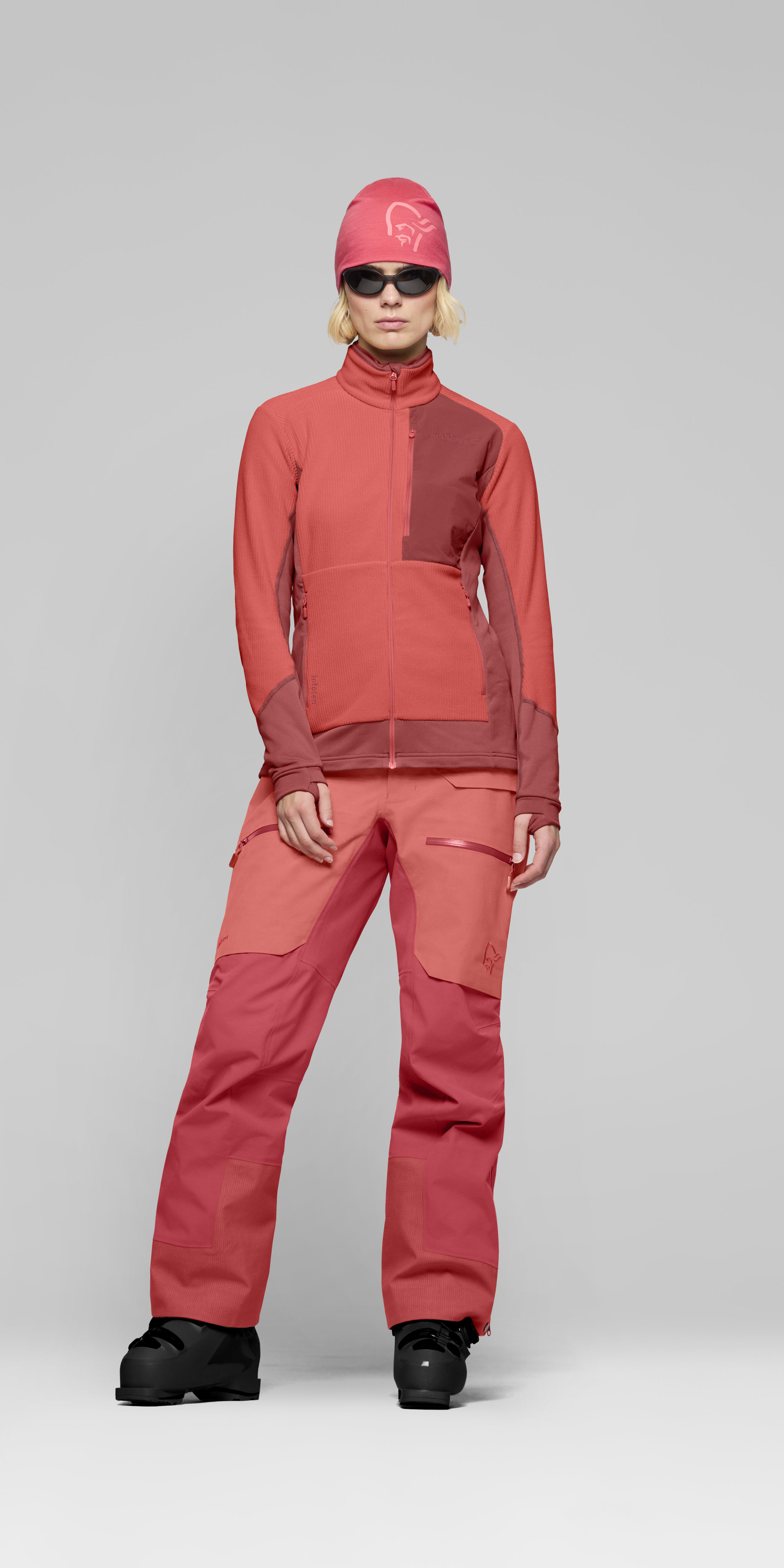 Female Look front image of lofoten warm2 Jacket Deep Sea Coral/Baked Apple