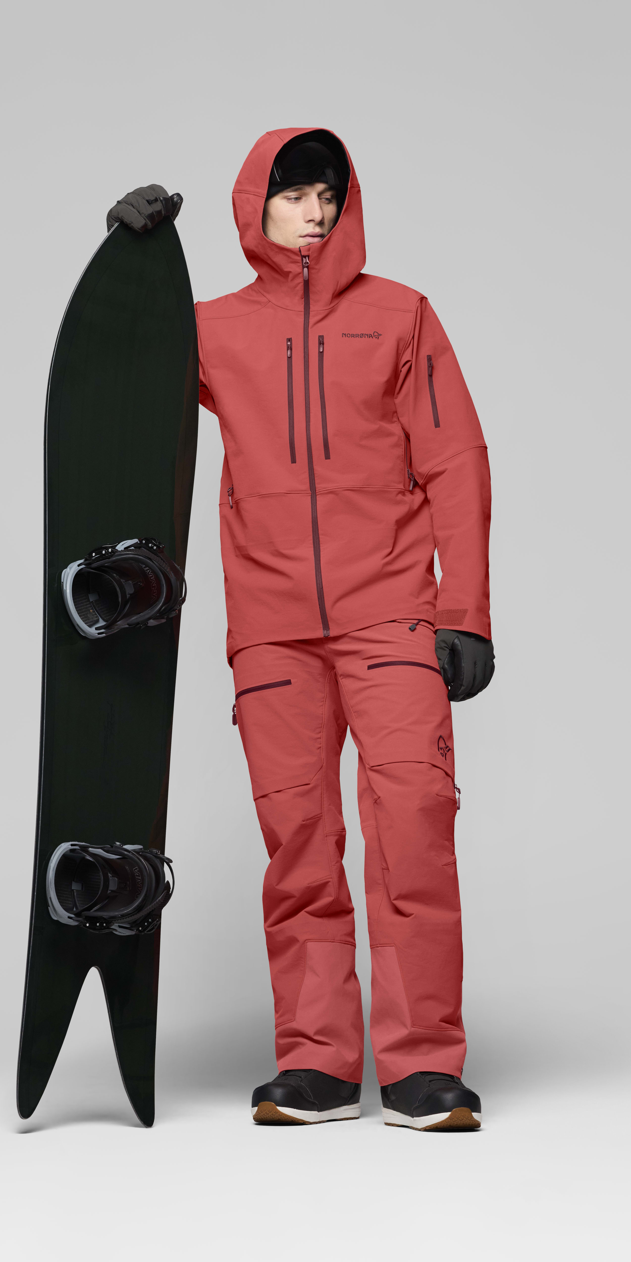 Male Look opening image of lofoten flex1 Jacket Baked Apple