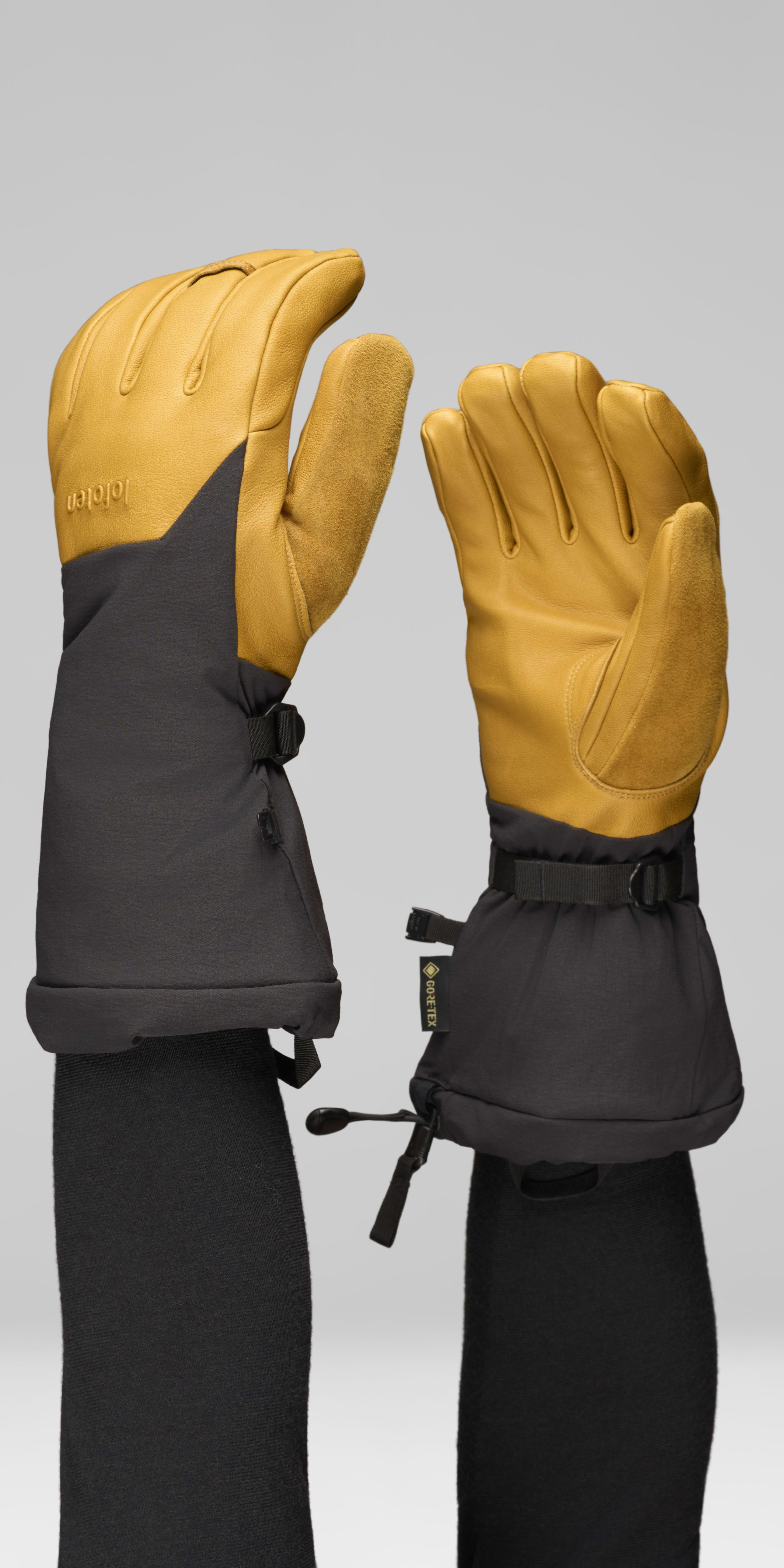 Female Look front image of lofoten Gore-Tex thermo200 long Gloves Kangaroo