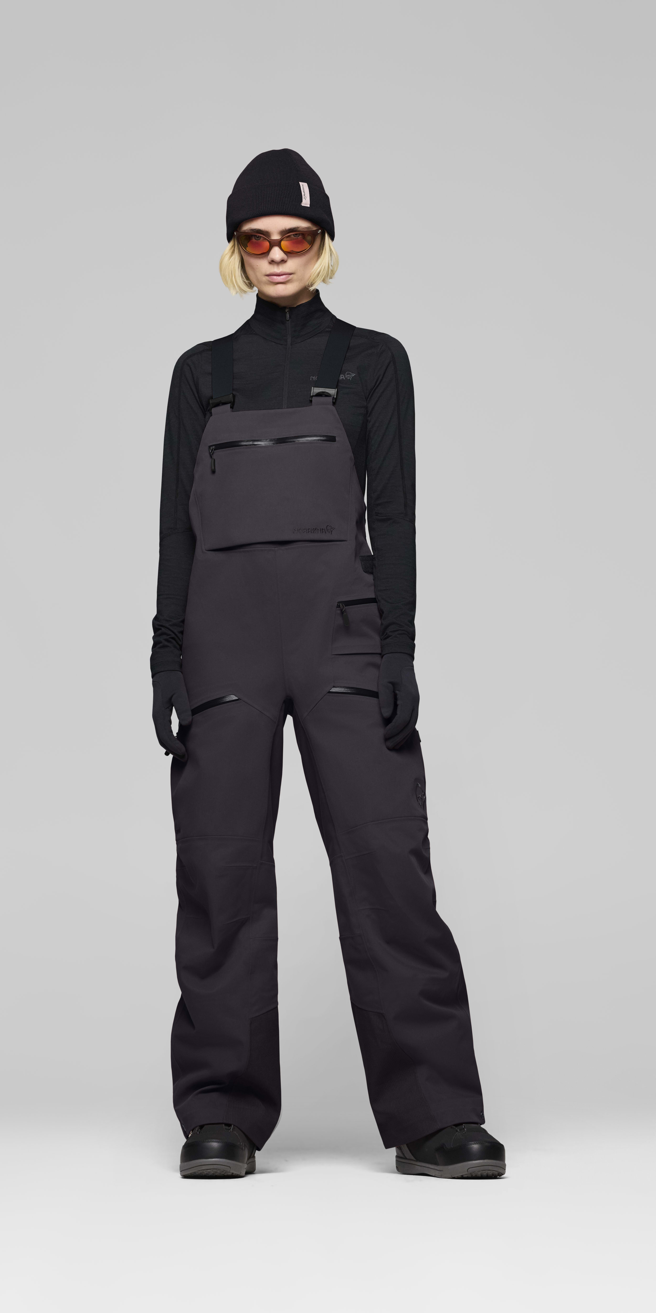 Female Look front image of tamok dri3 Bibs Caviar Black