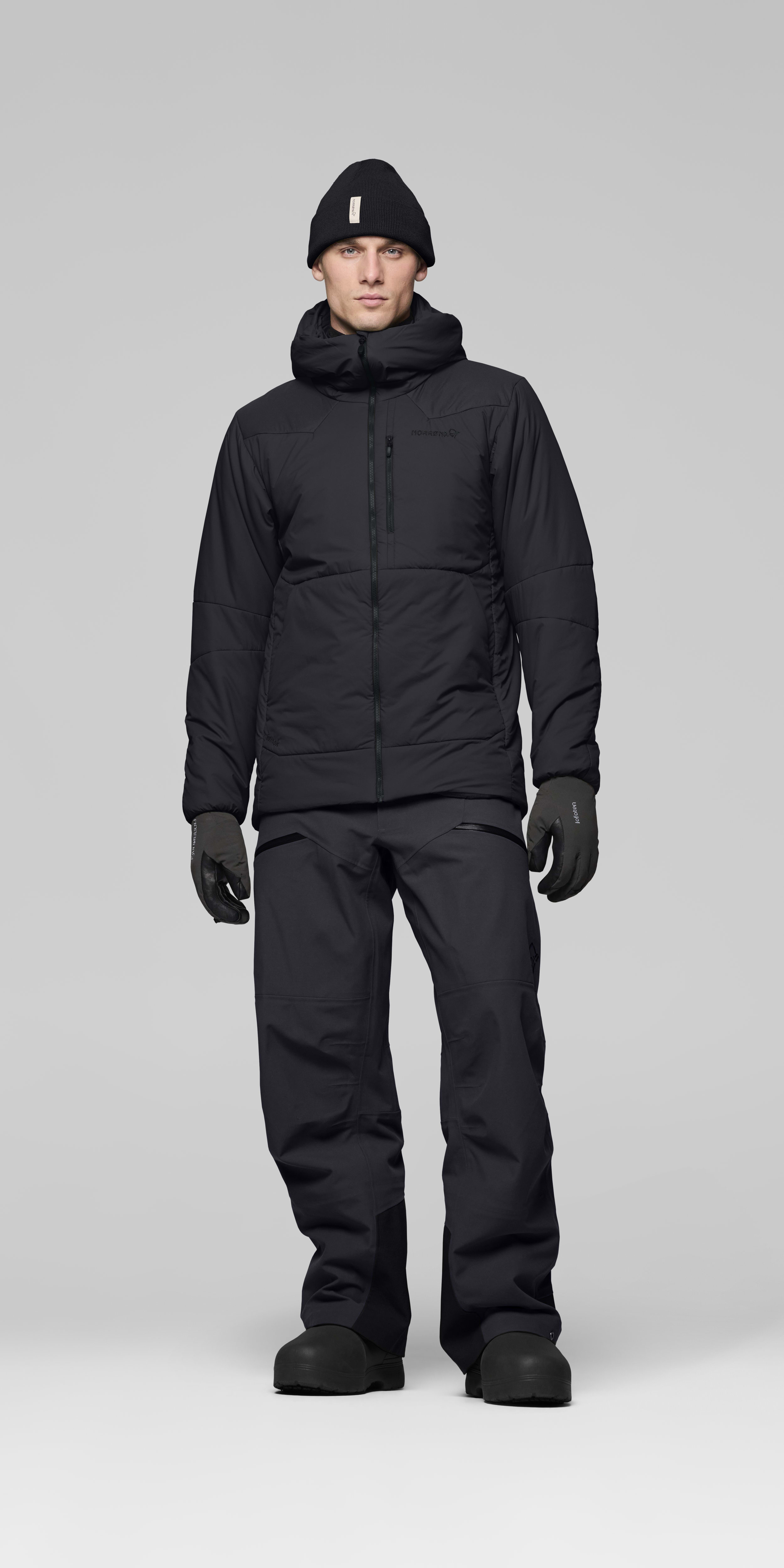 Male Look front image of tamok thermo80 Zip Hood Caviar Black
