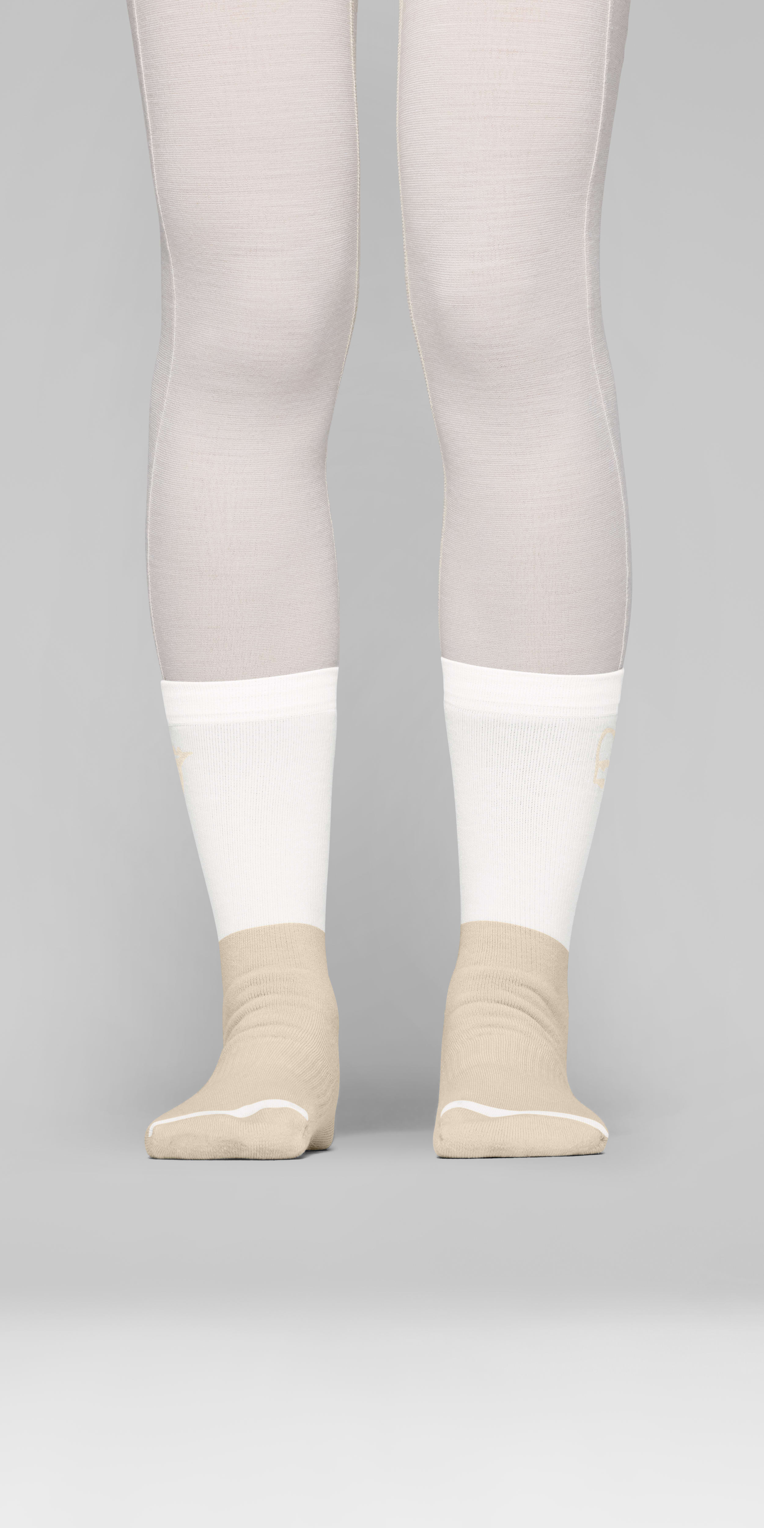 Female Look front image of trollveggen heavy merinoUll Socks Oatmeal/Snow White