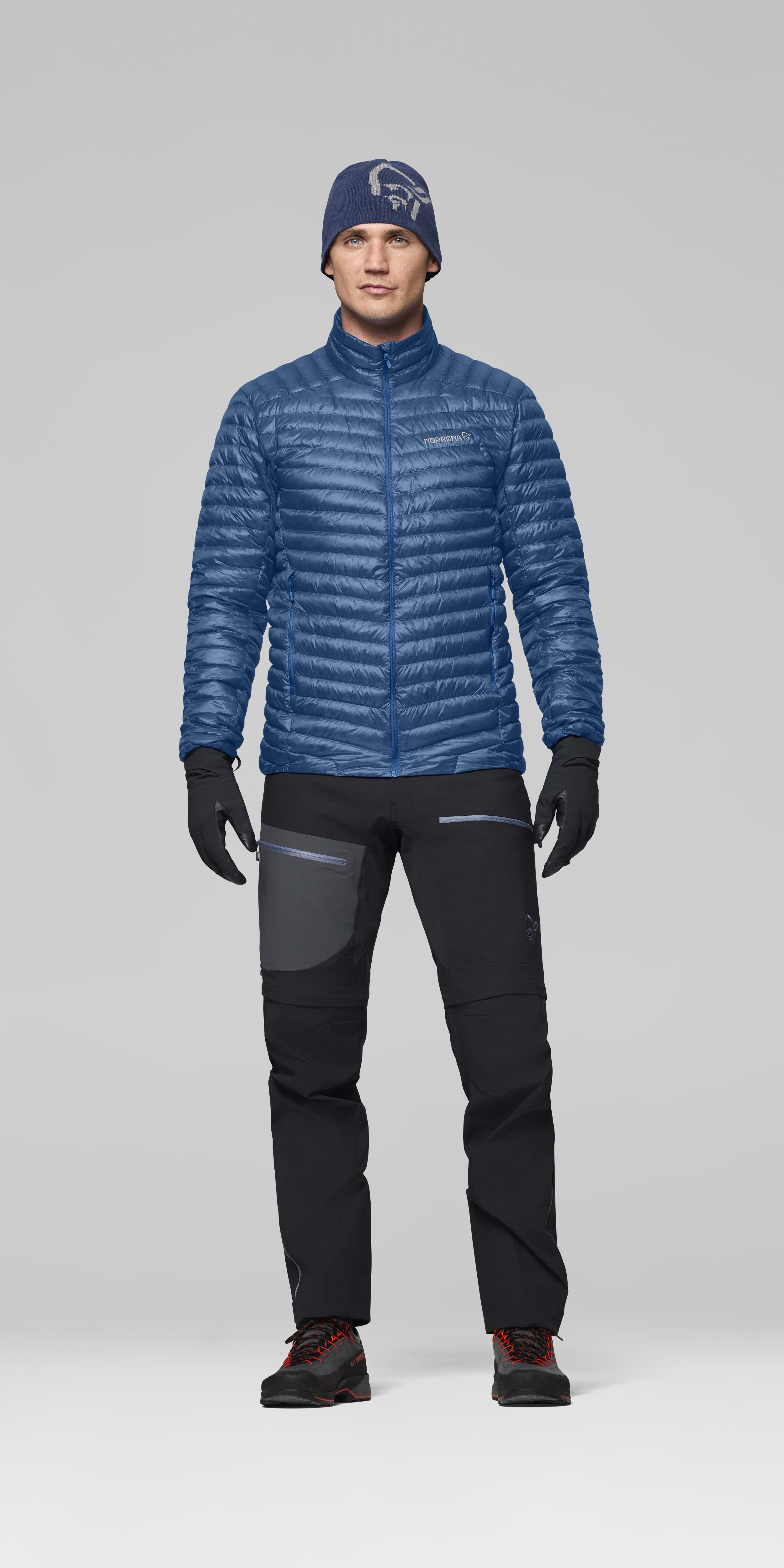 Male Look front image of trollveggen down800 super light Jacket Dark Blue