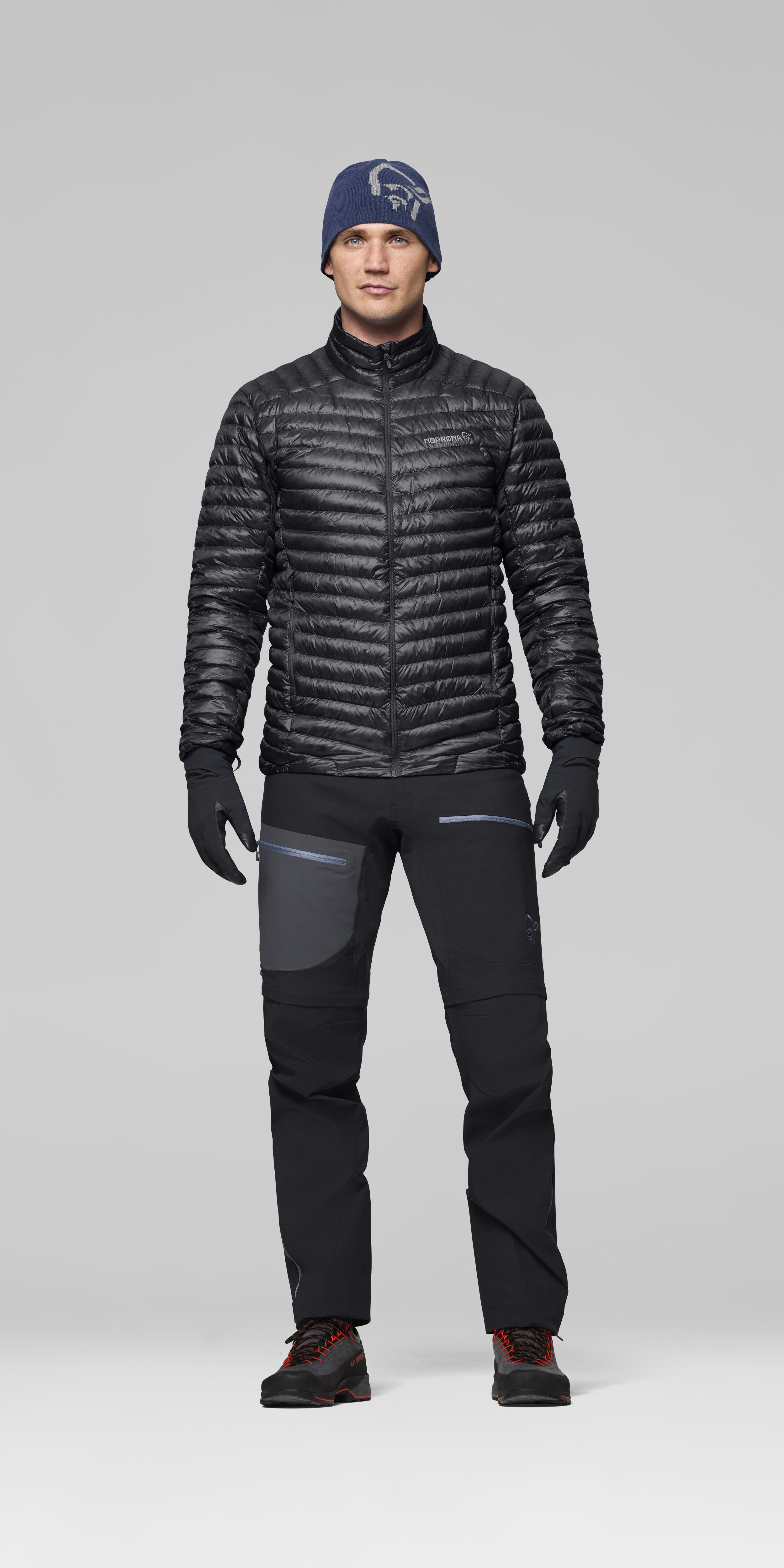 Male Look front image of trollveggen down800 super light Jacket Caviar Black