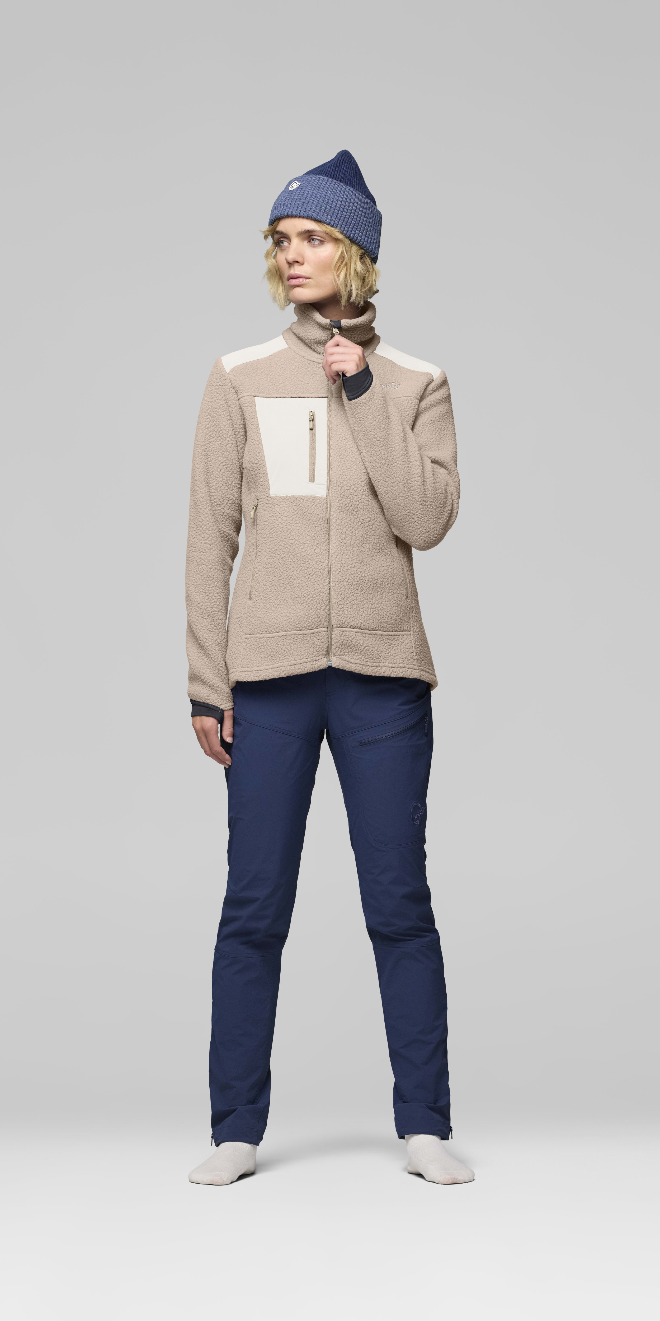 Female Look front image of trollveggen warm3 Jacket Winter Twig