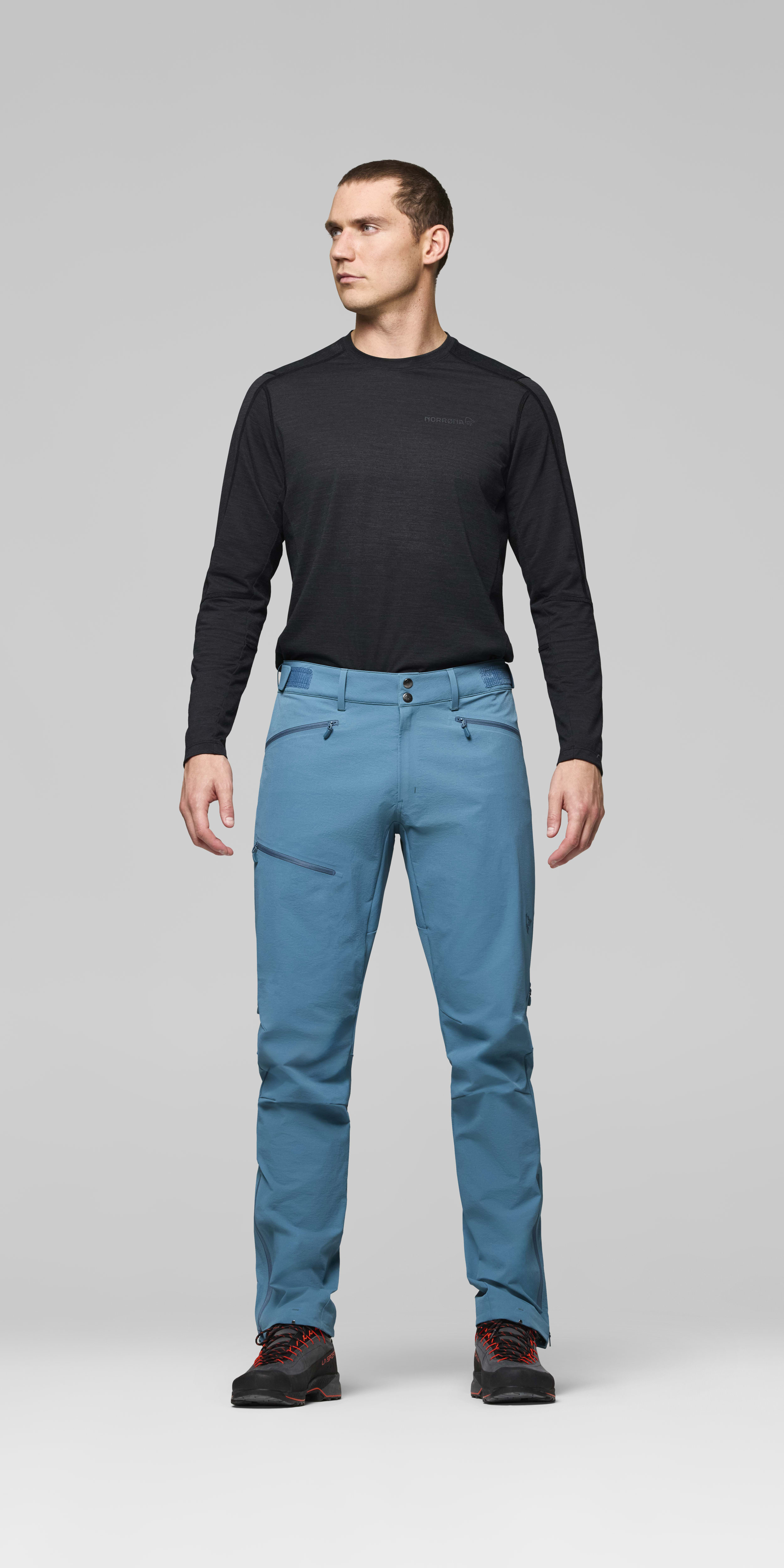 Male Look front image of falketind flex1 Pants Tapestry