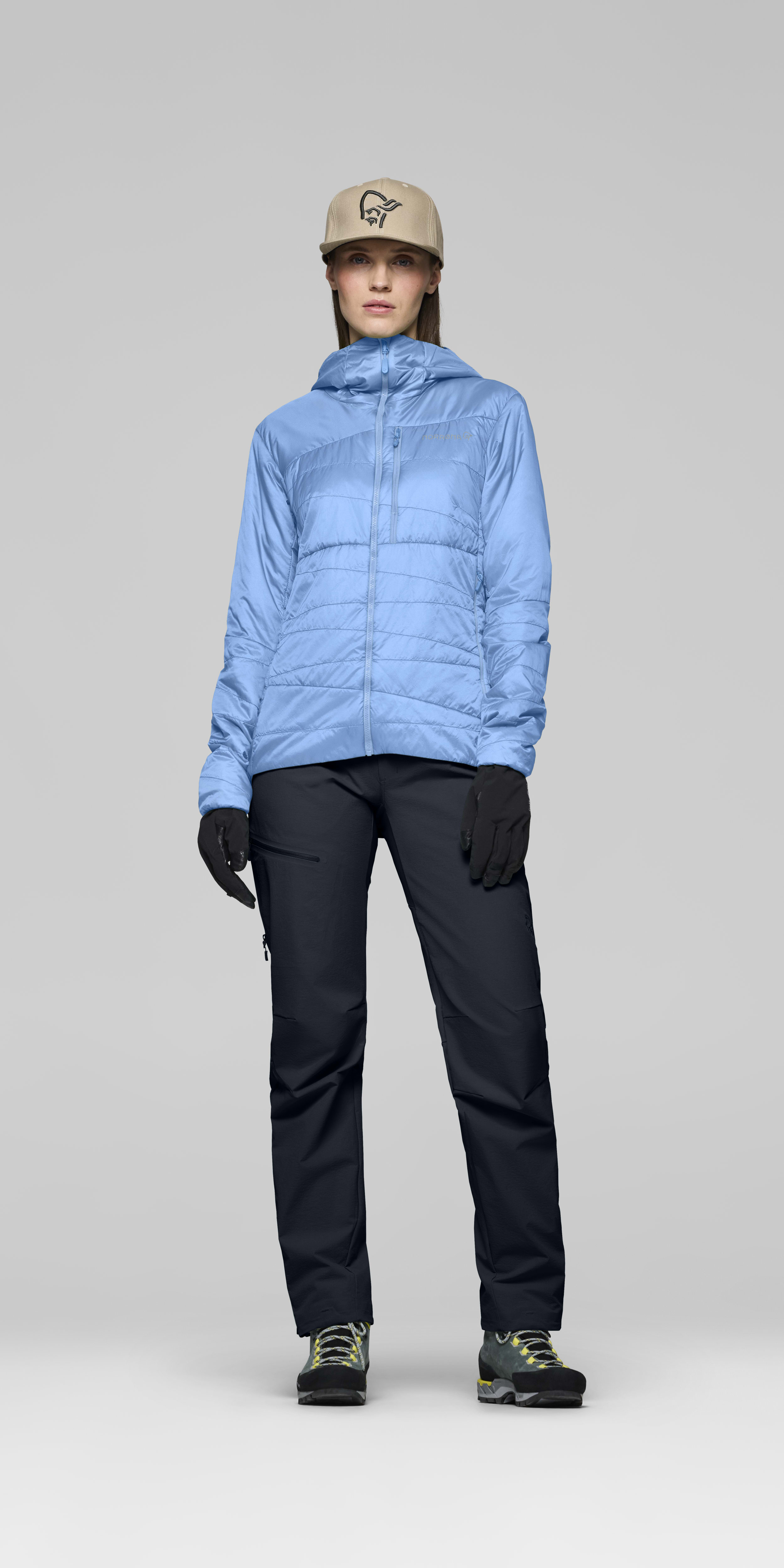 Female Look front image of falketind thermo40 Zip Hood Allure