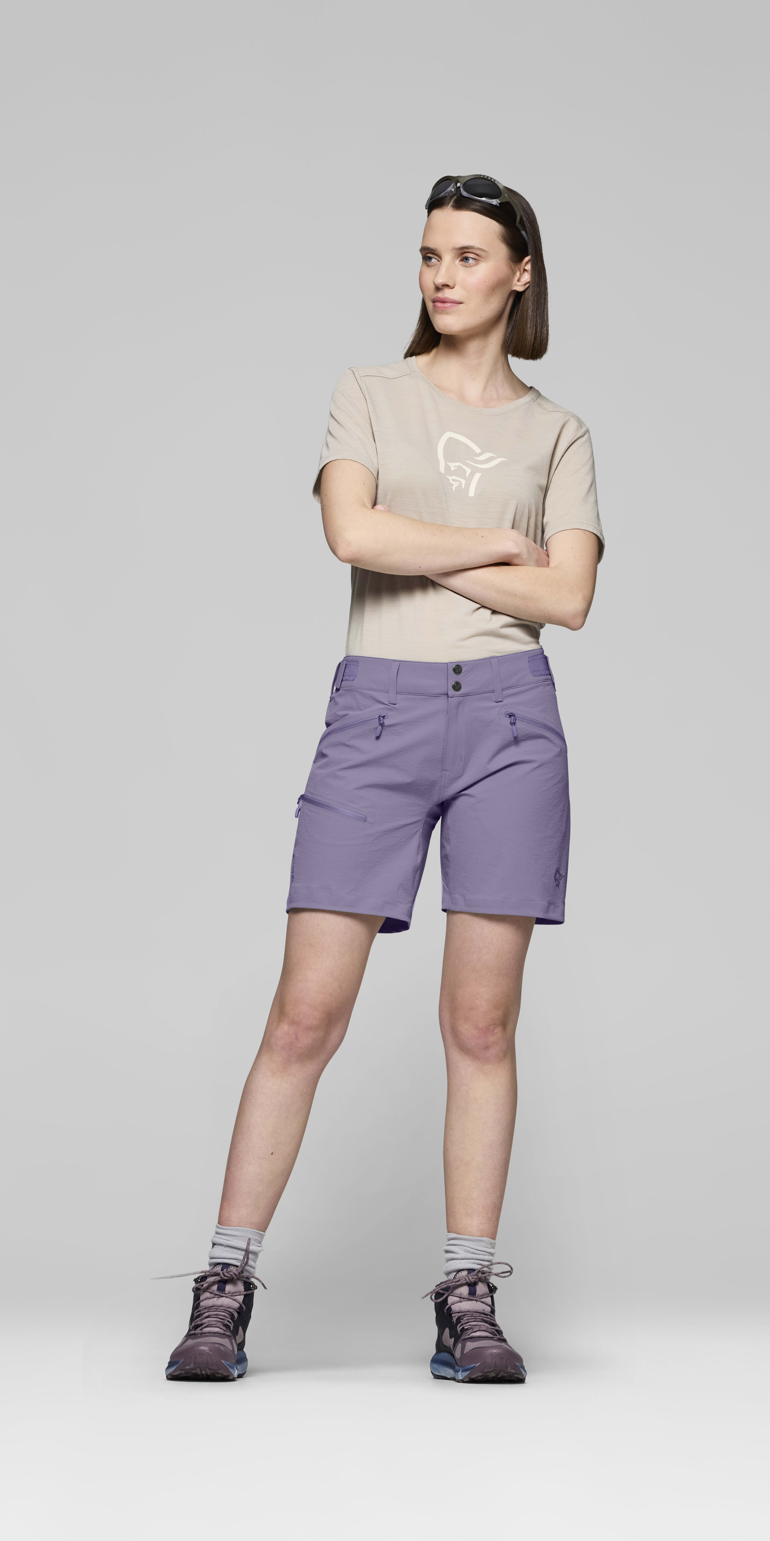 Female Look front image of falketind flex1 Shorts Purple Sage
