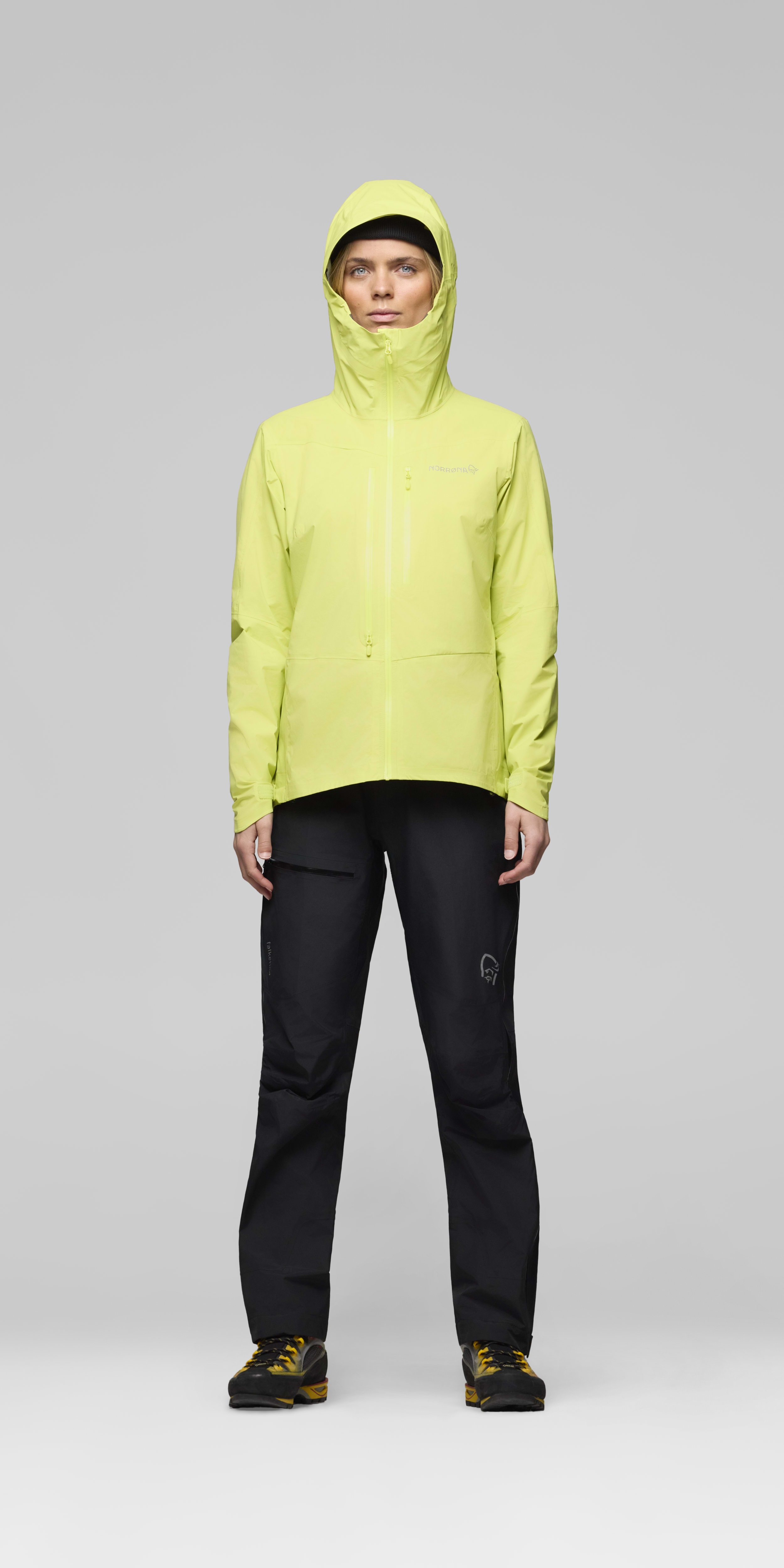 Female Look front image of falketind dri1 Jacket Limeade