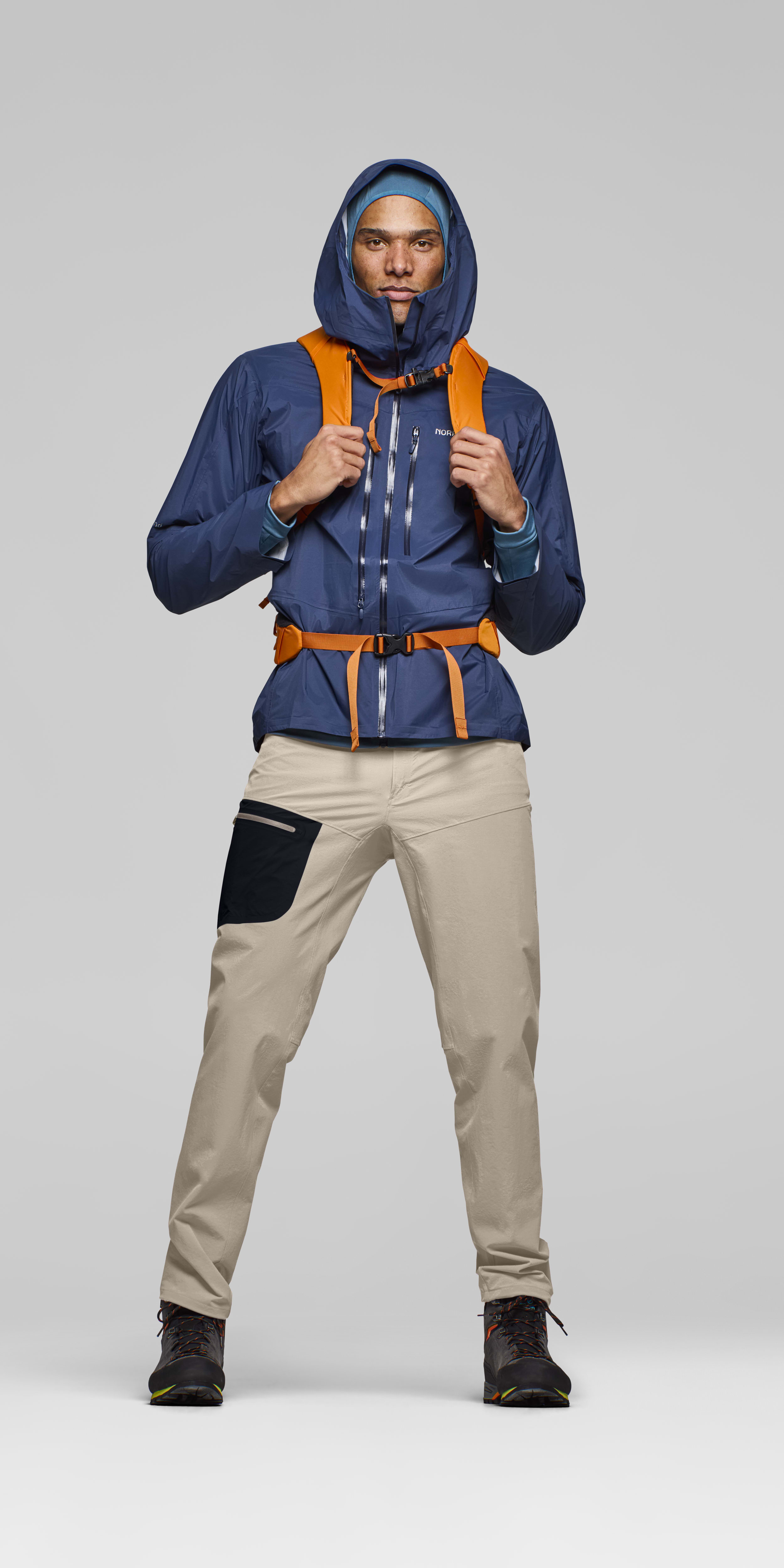 Male Look front image of falketind flex1 light Pants Winter Twig/Caviar Black