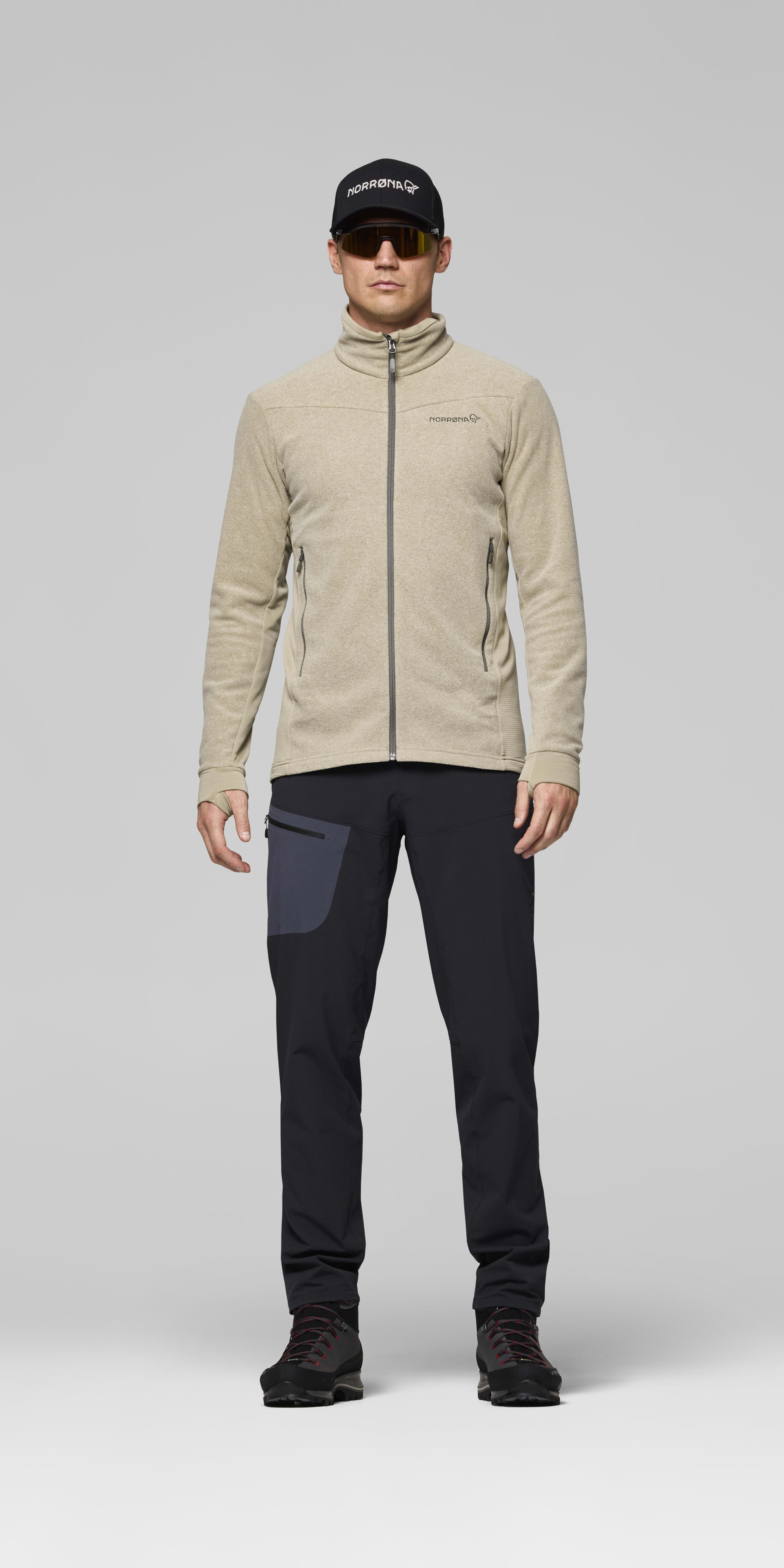 Male Look front image of falketind warm2 Jacket Winter Twig