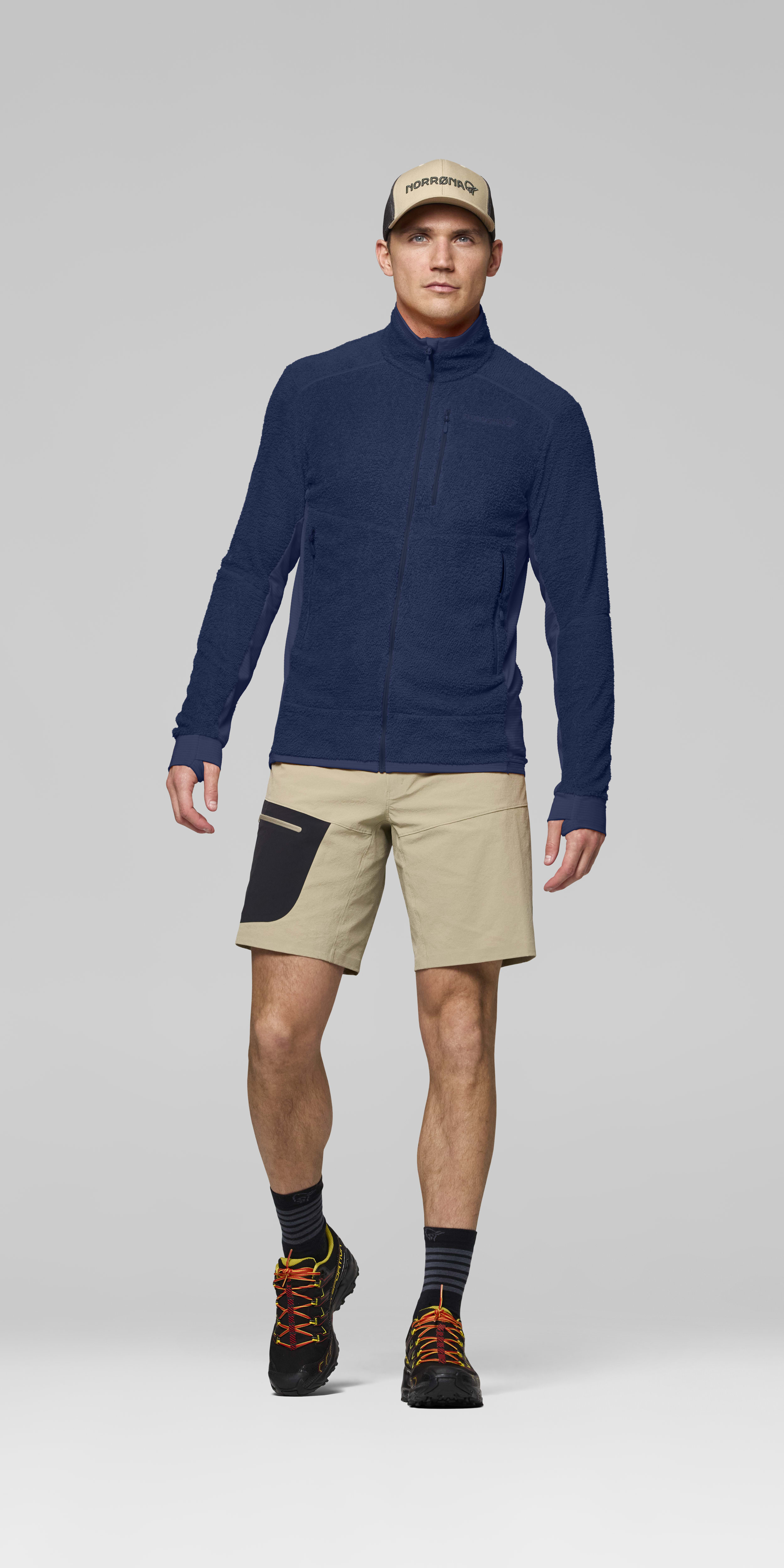 Male Look front image of falketind warm1 active Jacket Indigo Night