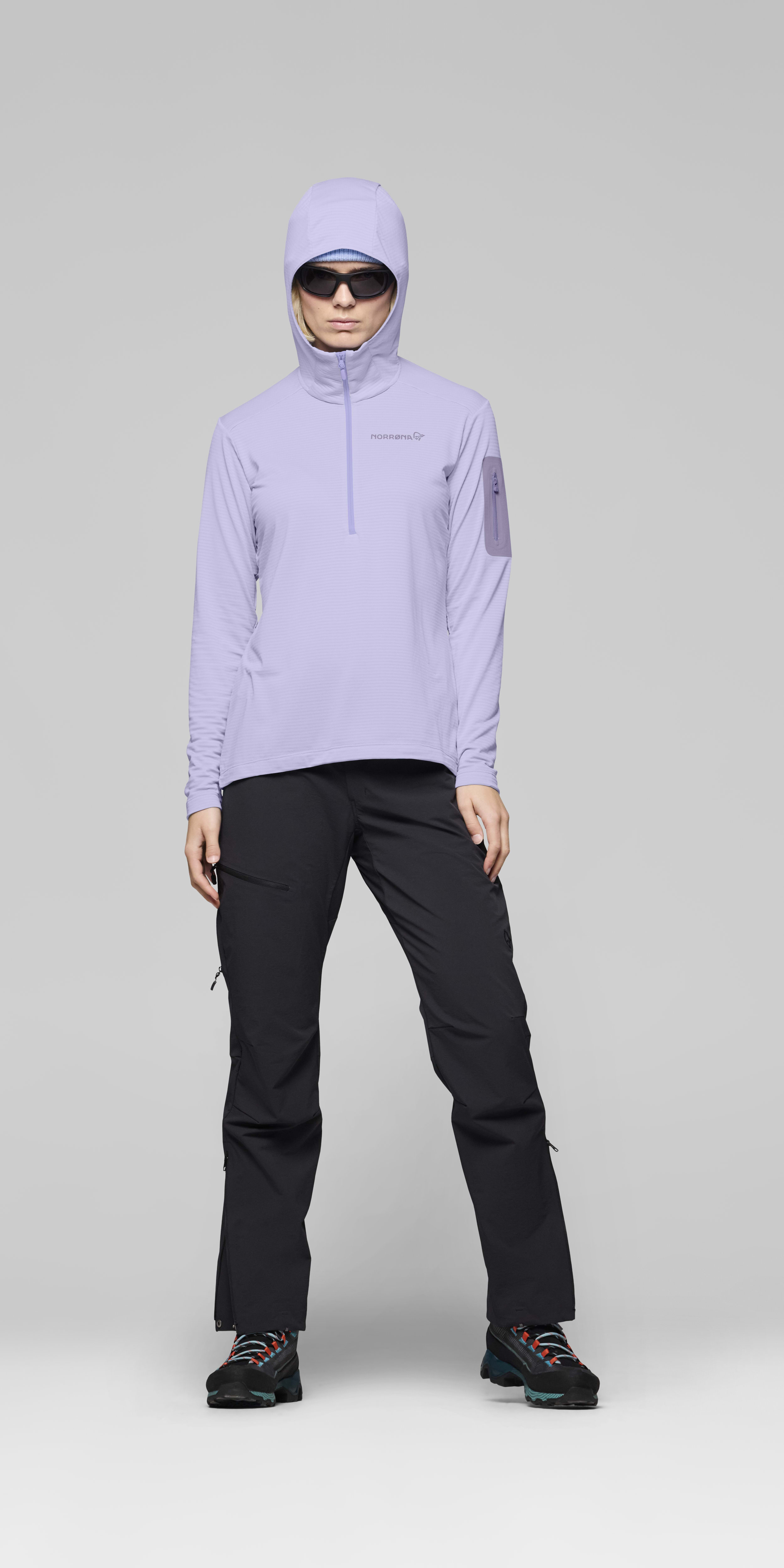 Female Look front image of falketind warm1 Hood Heirloom Lilac/Purple Sage