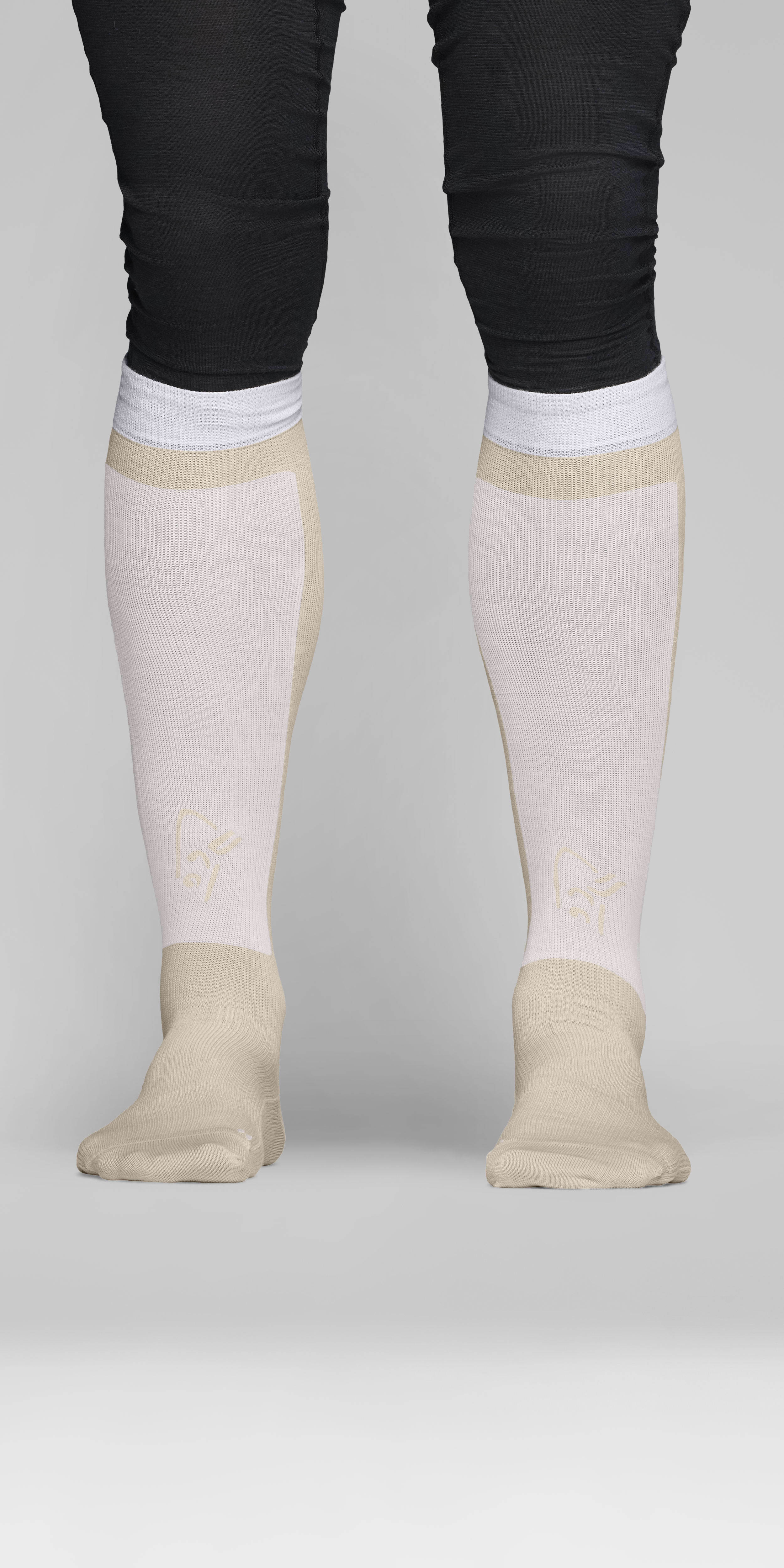 Female Look front image of lyngen light merinoUll long Socks Oatmeal/Snow White