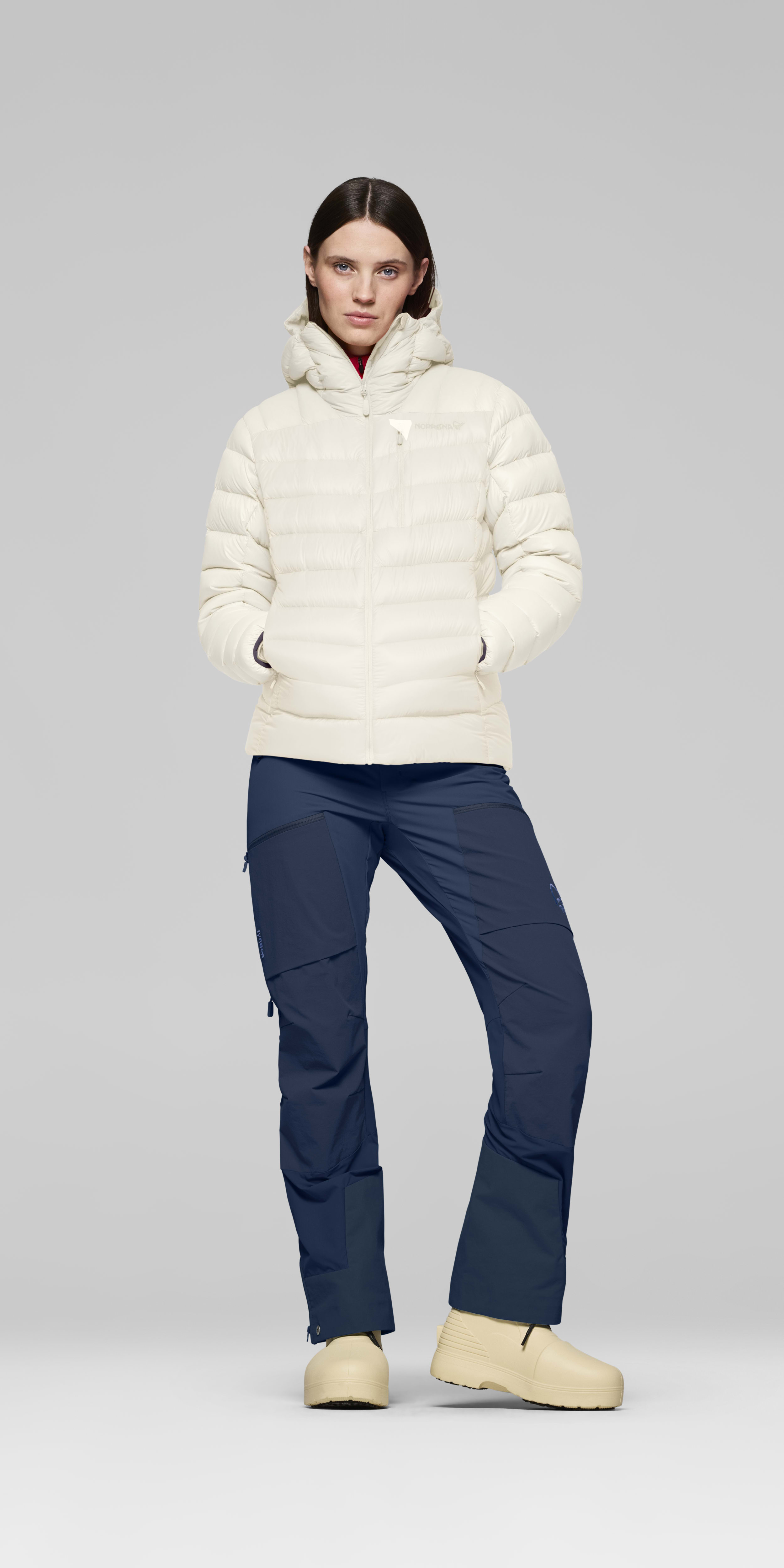 Female Look front image of lyngen down850 Hood Whisper White
