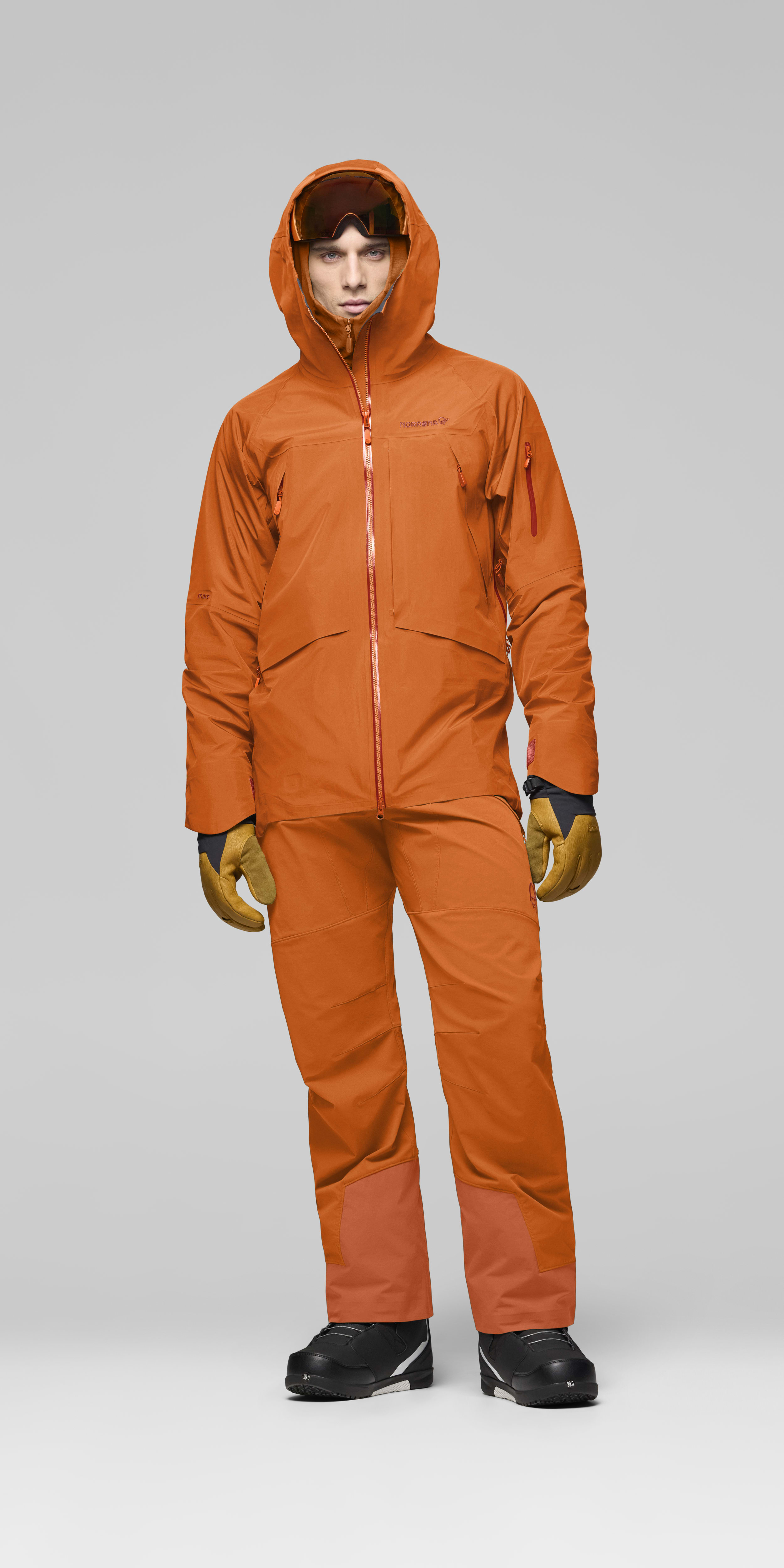Male Look front image of more Gore-Tex Jacket Gold Flame