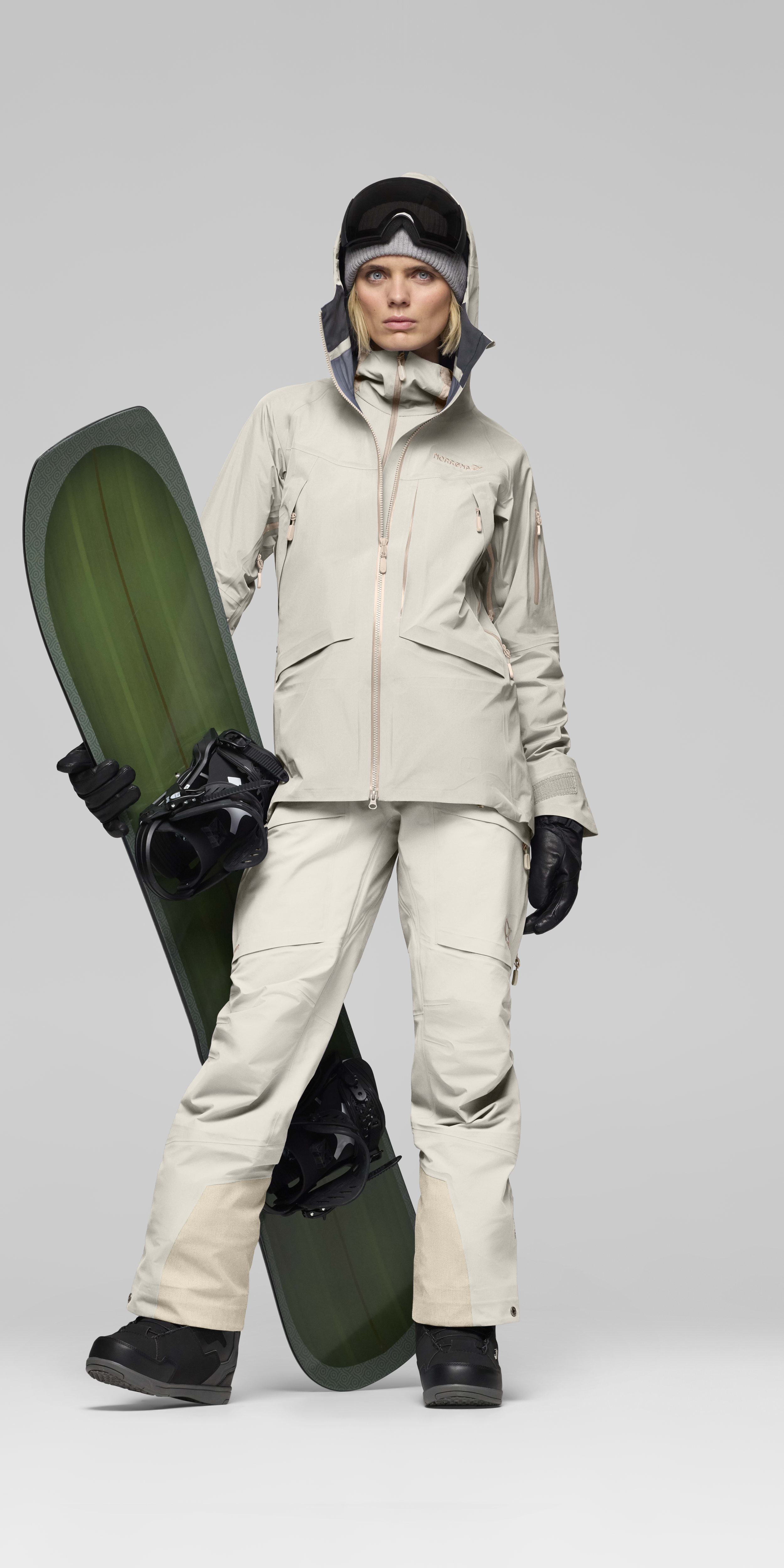 Female Look opening image of more Gore-Tex Jacket Oatmeal